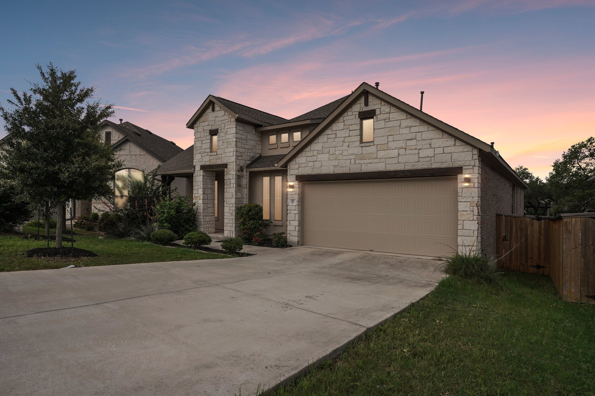 207 Mineral River Loop, Kyle, TX 78640 — photo 2