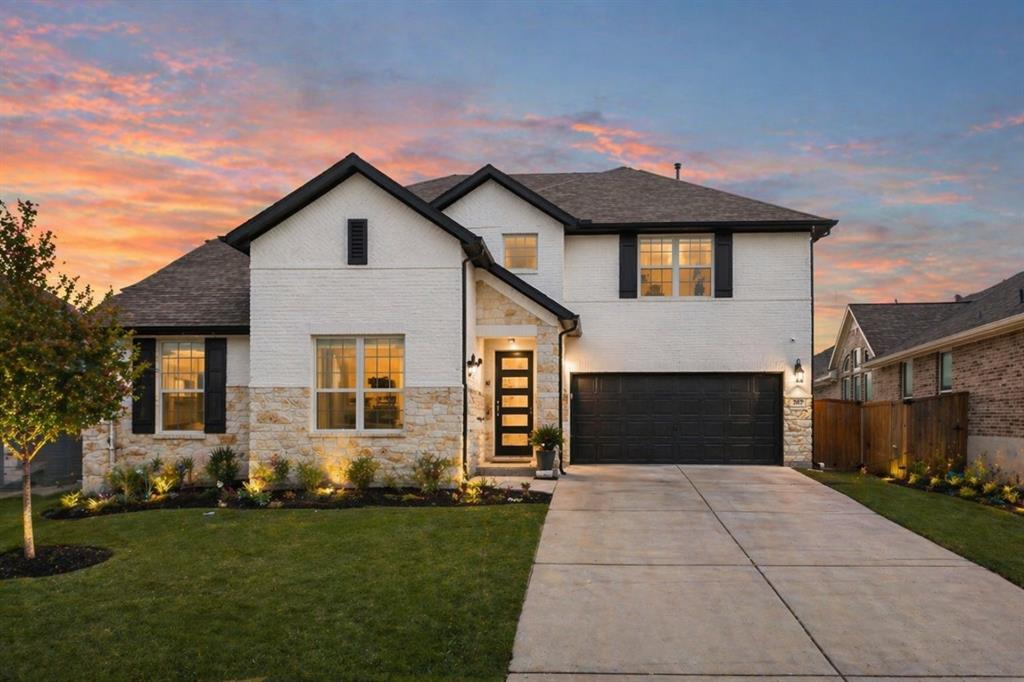 305 Painted Creek Way — photo