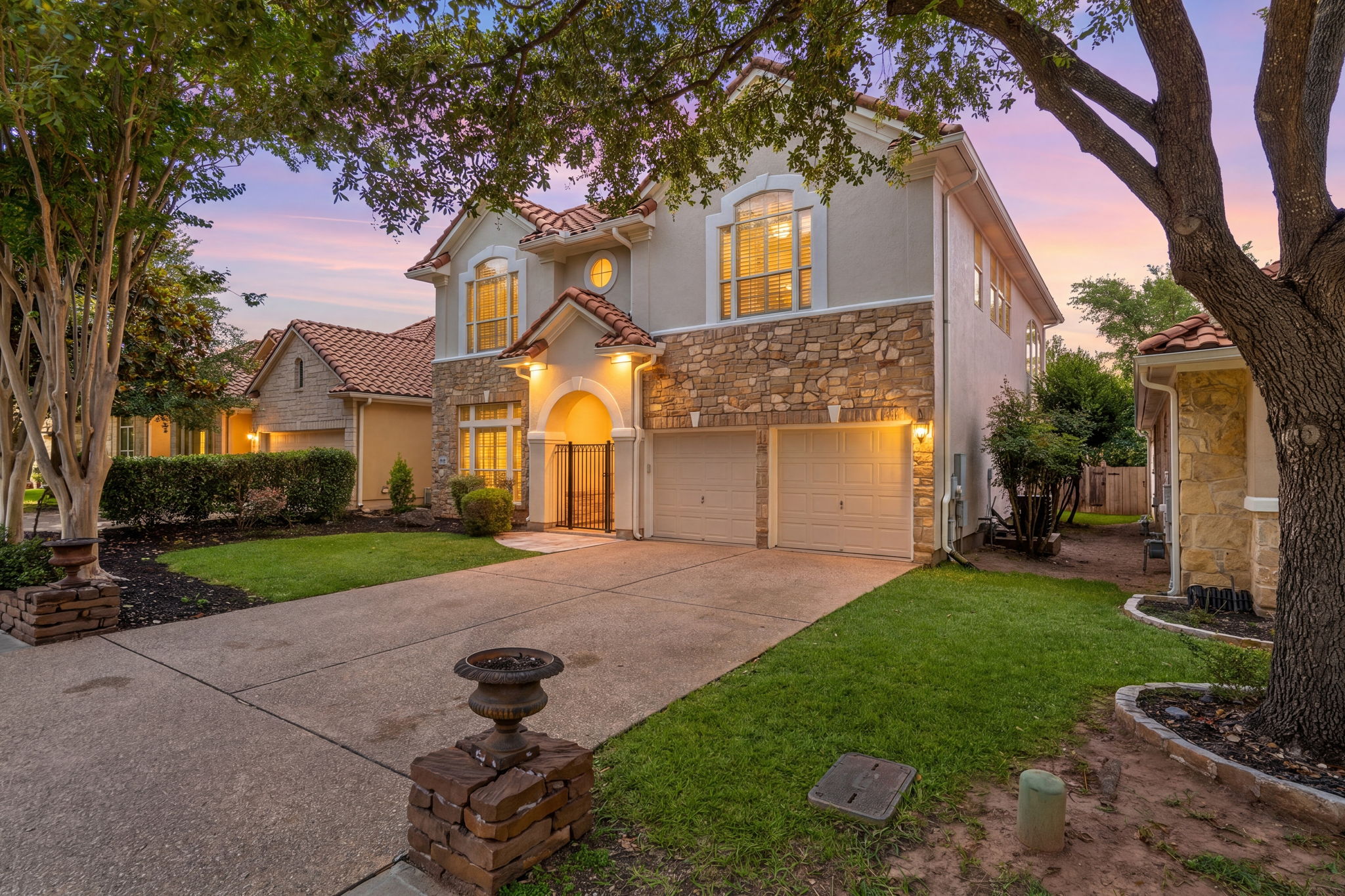15321 Interlachen Dr — photo