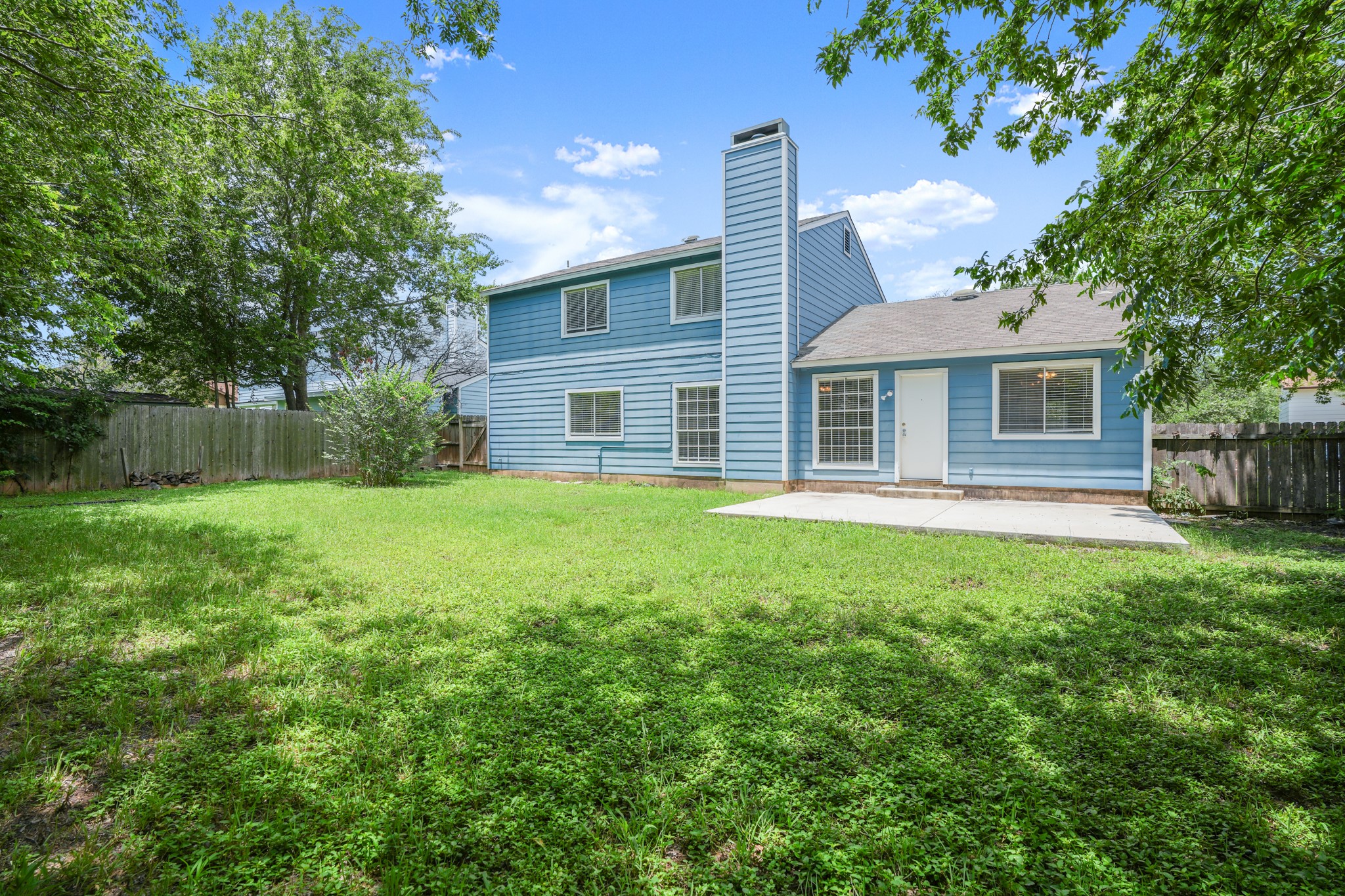 11709 Sterlinghill Dr — photo