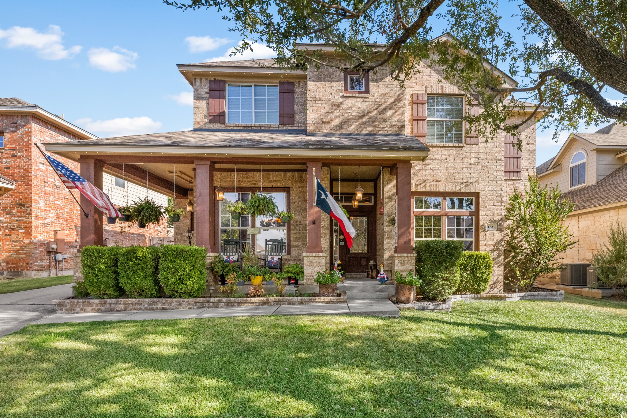 1205 Augusta Bend Dr — photo