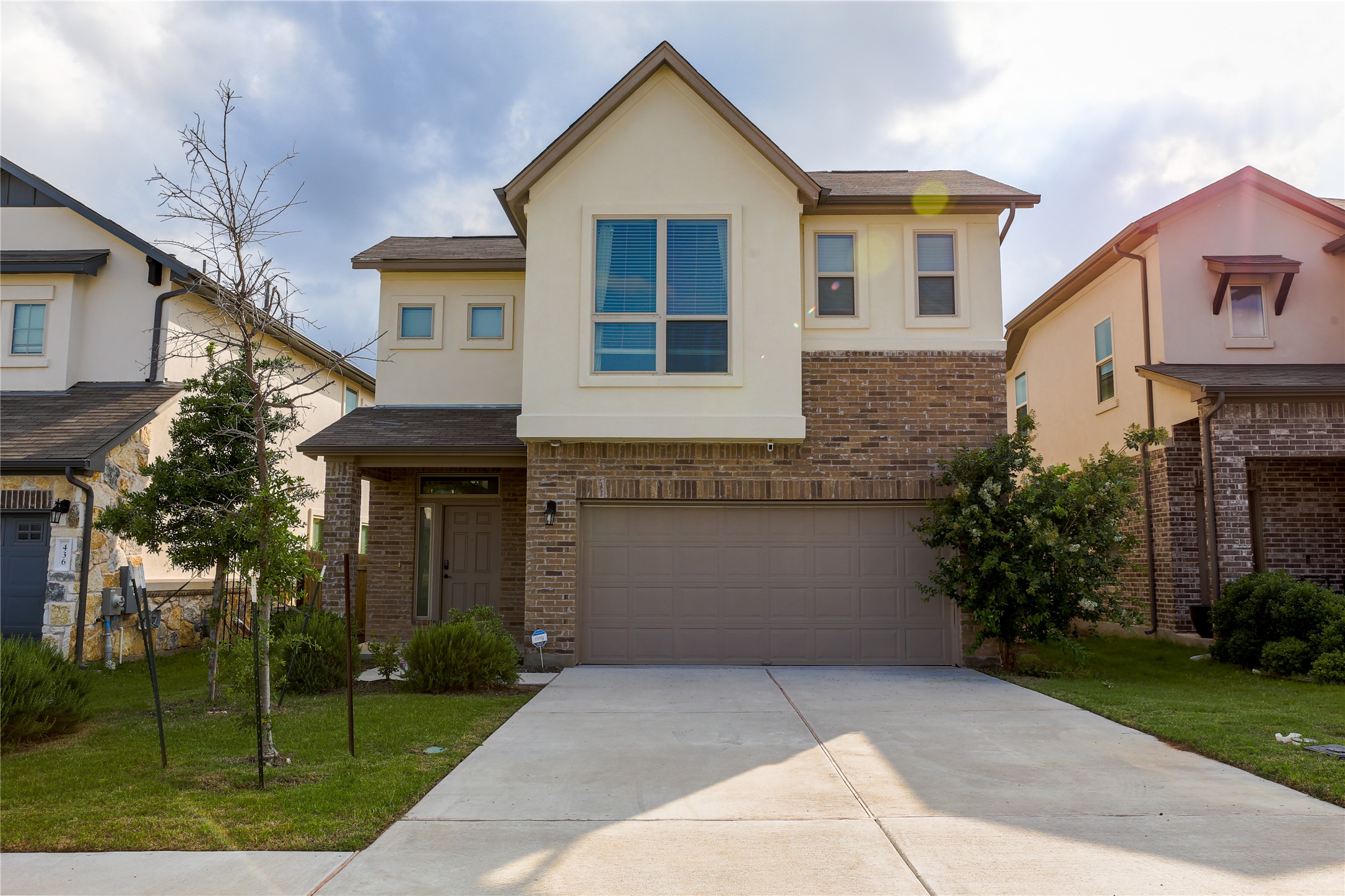 432 E Arrowhead Vine St — photo