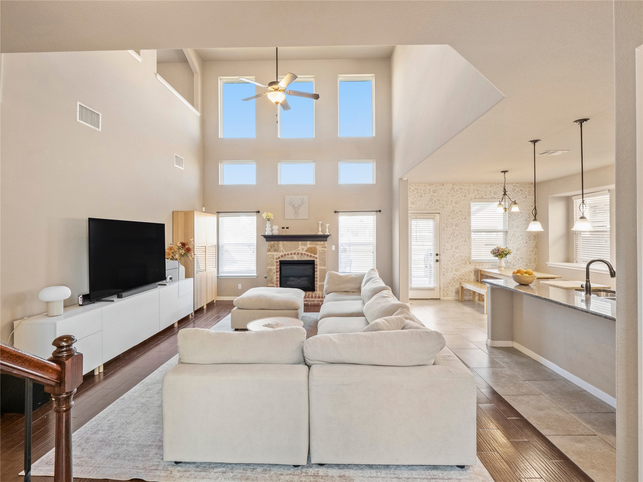 8504 Rimini CV — photo