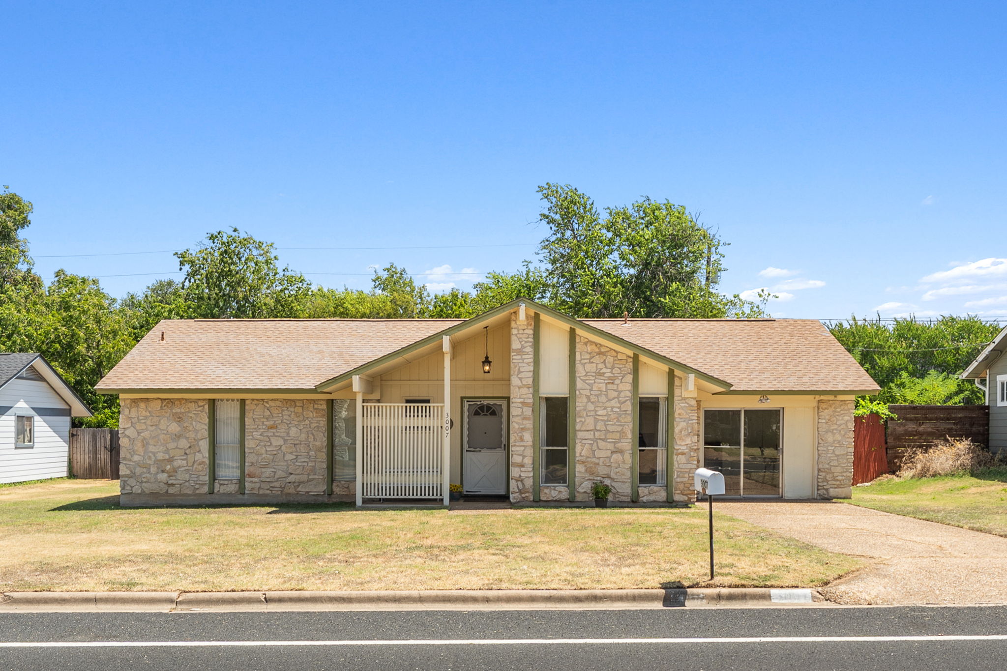 3007 Great Valley Dr — photo