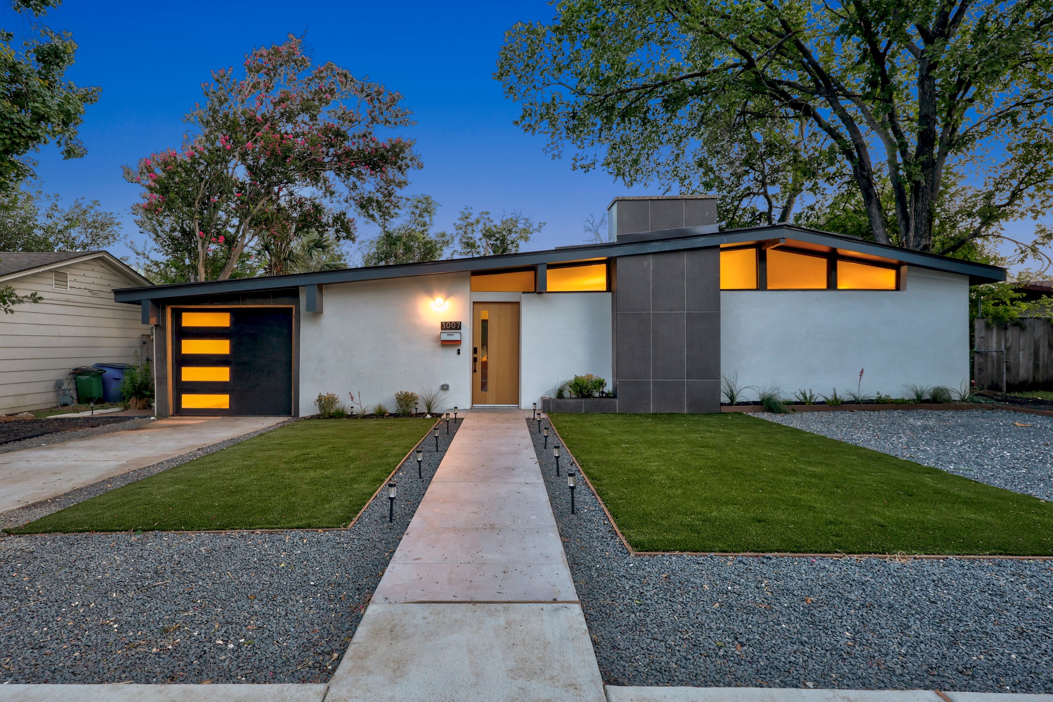 3007 Village Dr — photo