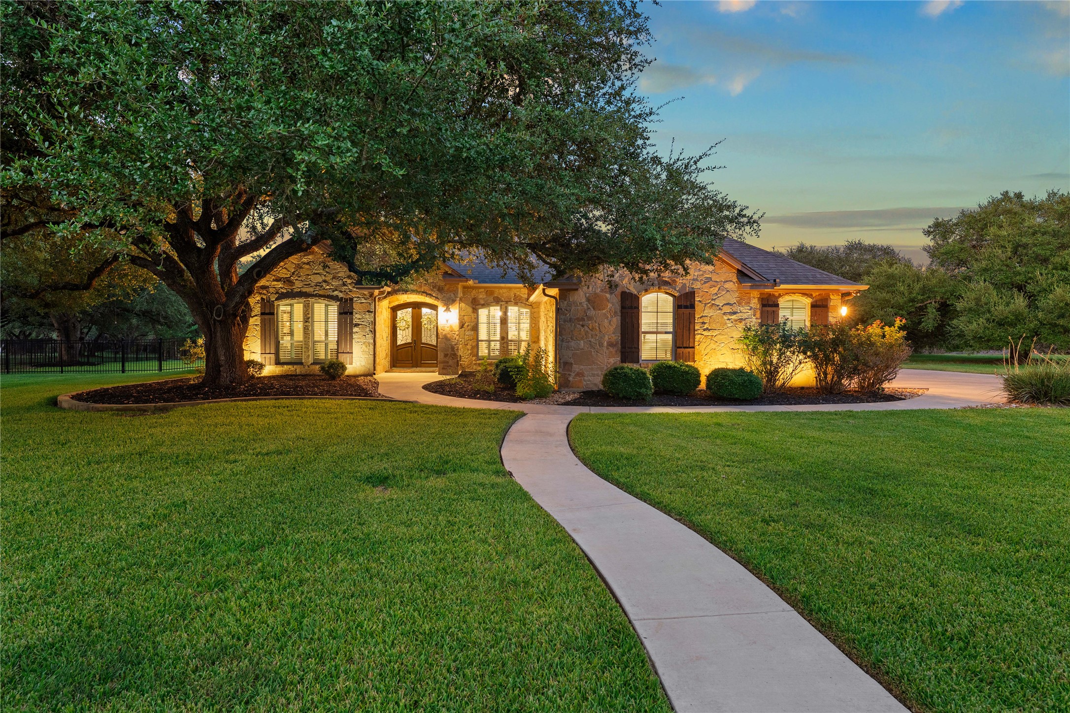 3041 Rolling Meadow Dr — photo