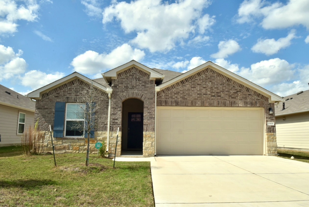13606 Thomas Wheeler Way — photo