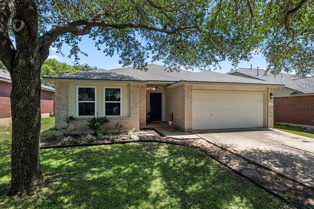 1512 Dillon Lake Bnd — photo