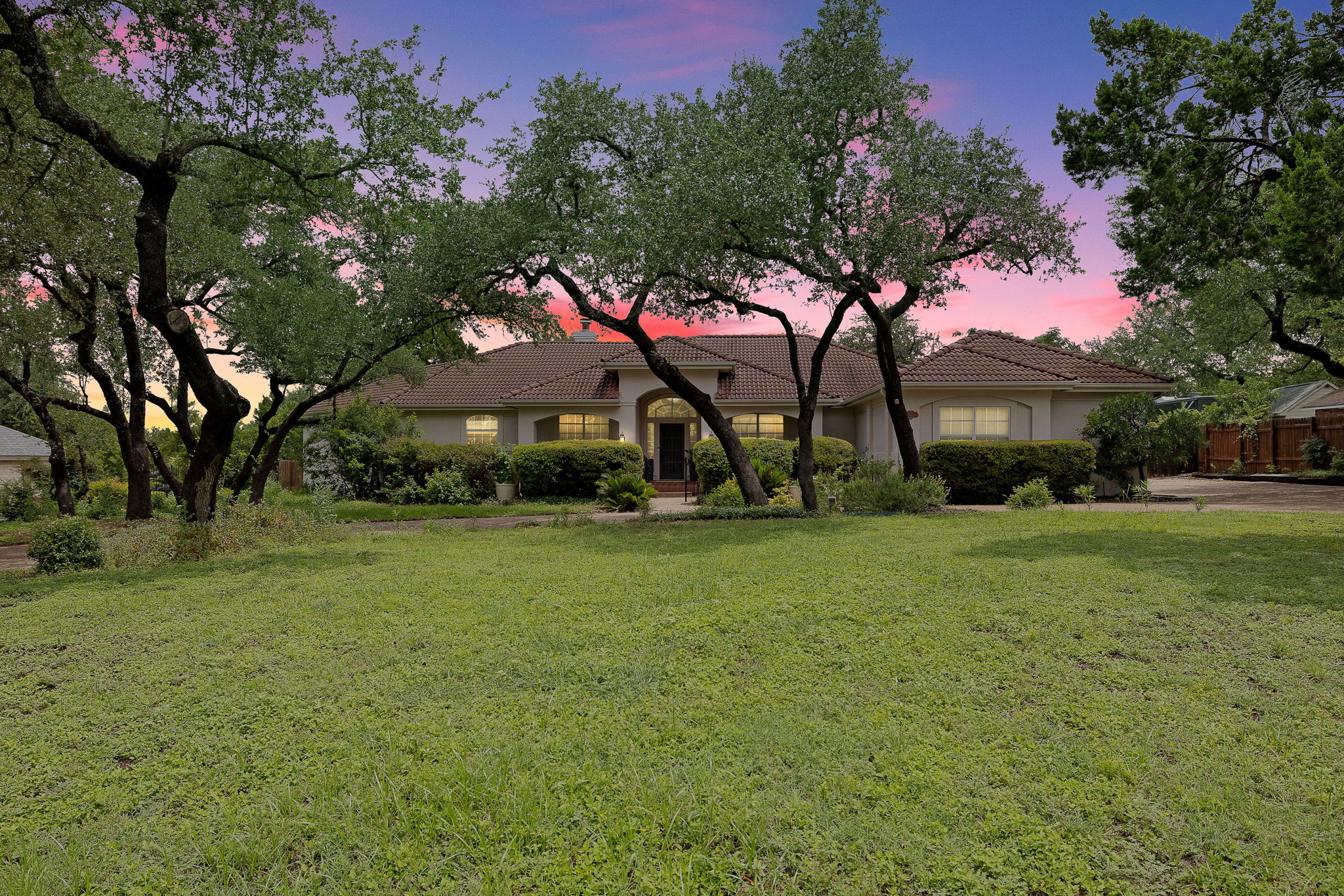 9608 Streamside Dr — photo