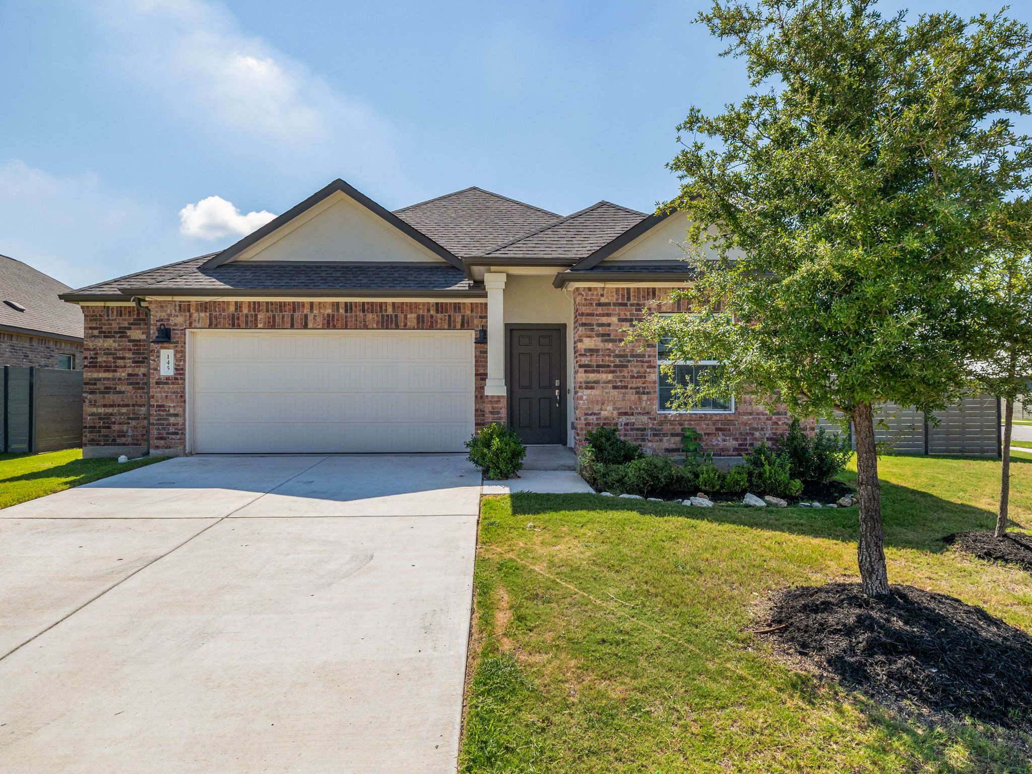 145 Blue Blaze Trl — photo