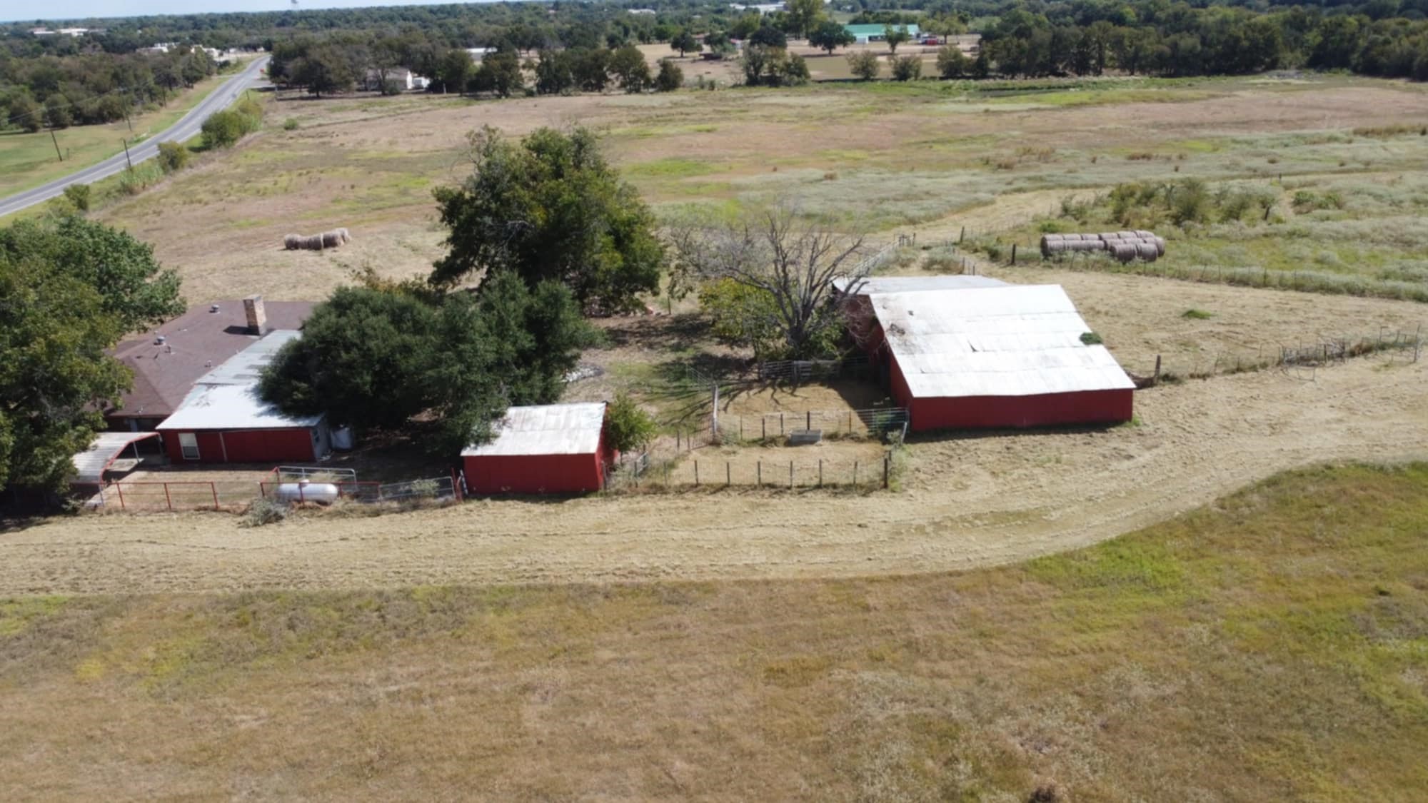 421 FM 845 — photo