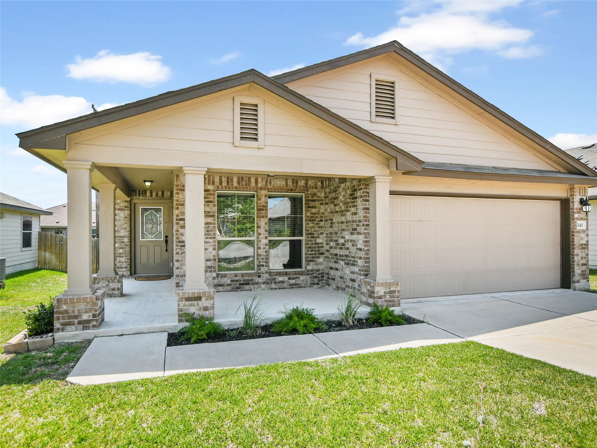 141 Igneous Lane, Jarrell, TX 76537 — photo 2