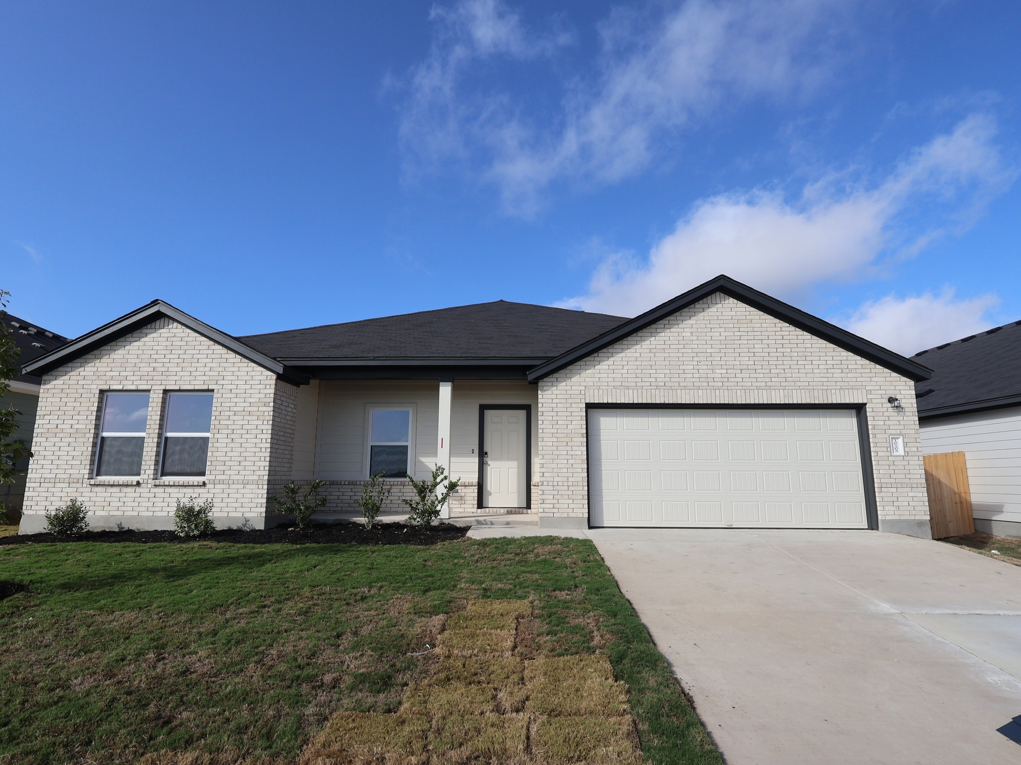 10205 Majestic Hawk Way — photo