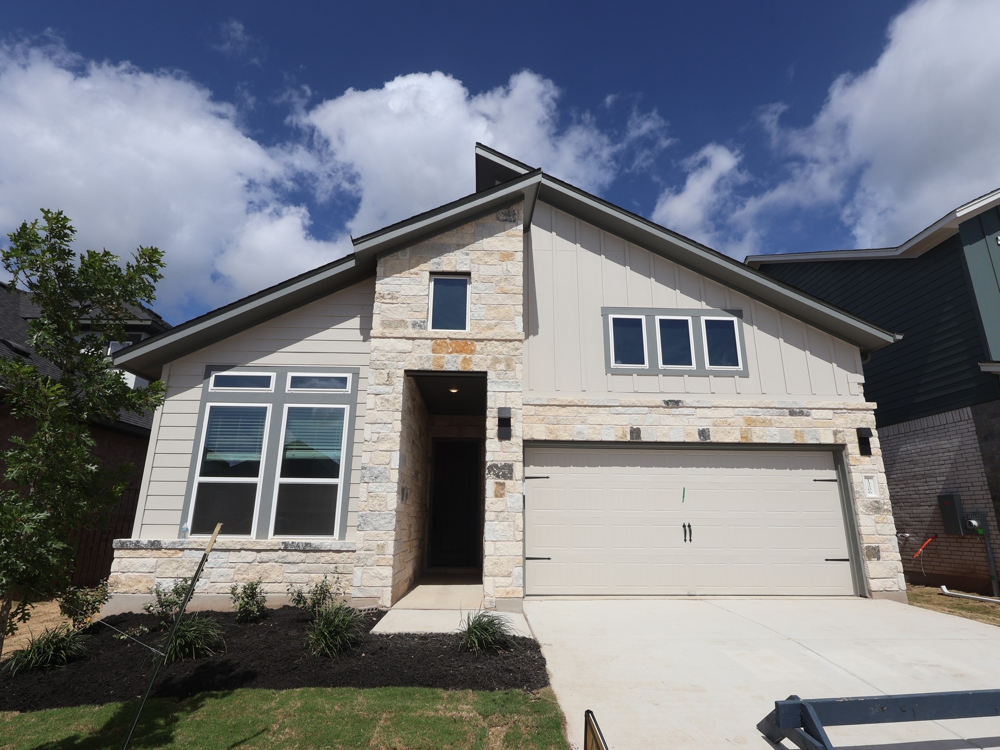 13206 Stabler Dr — photo