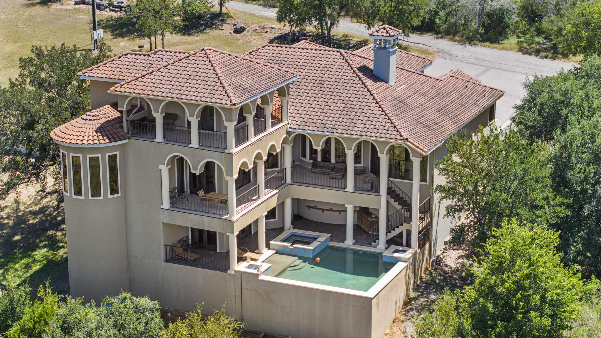 301 Circle Dr — photo