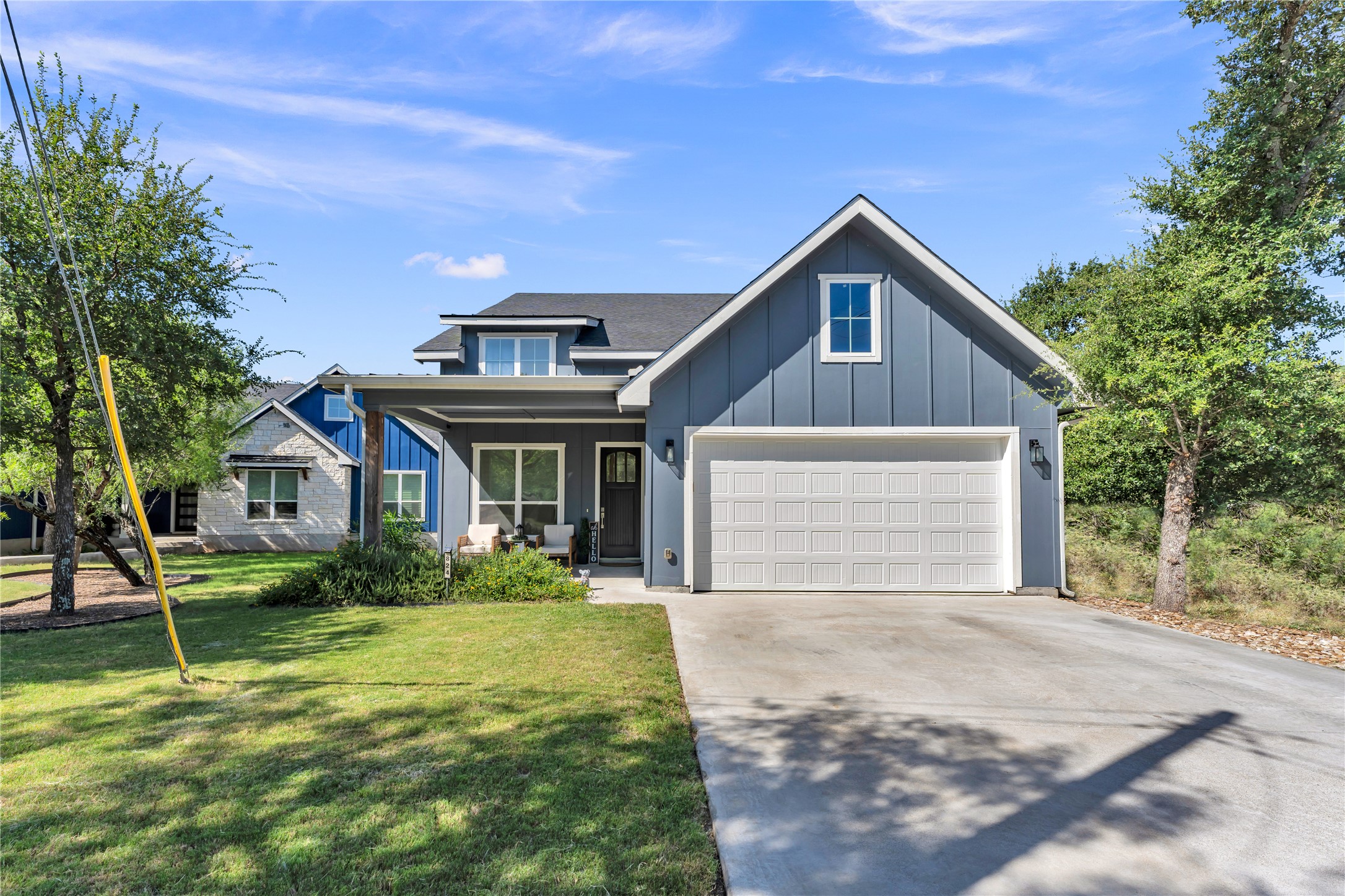 824 Woodland Hills Dr — photo