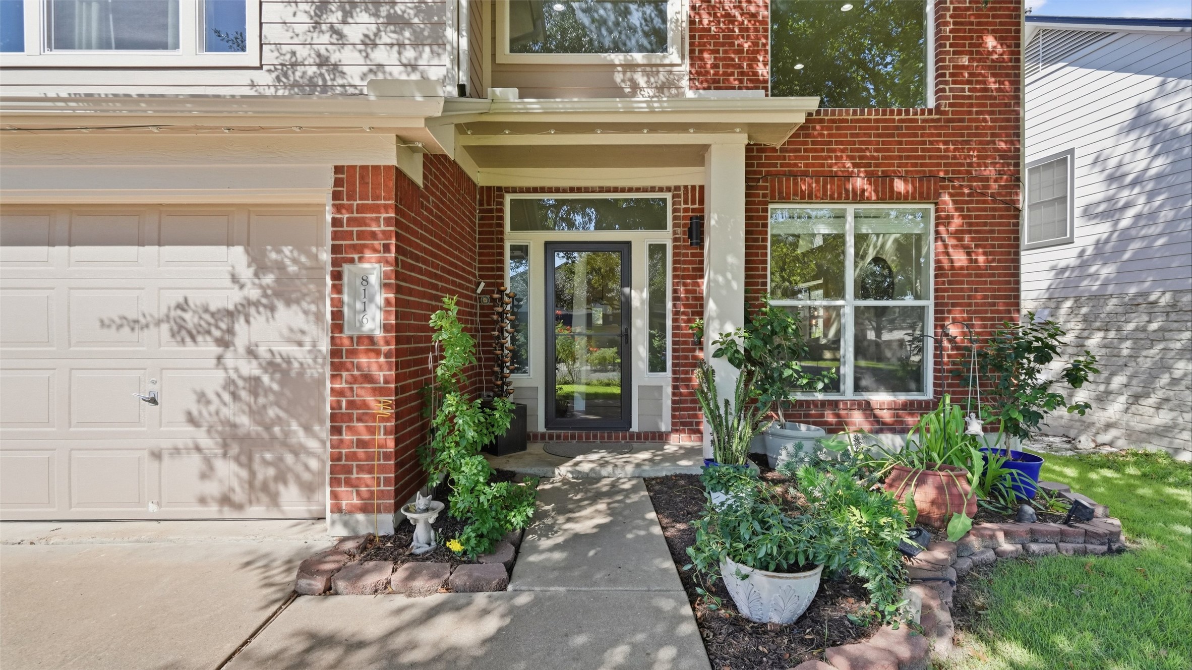 8116 Hawick Dr — photo
