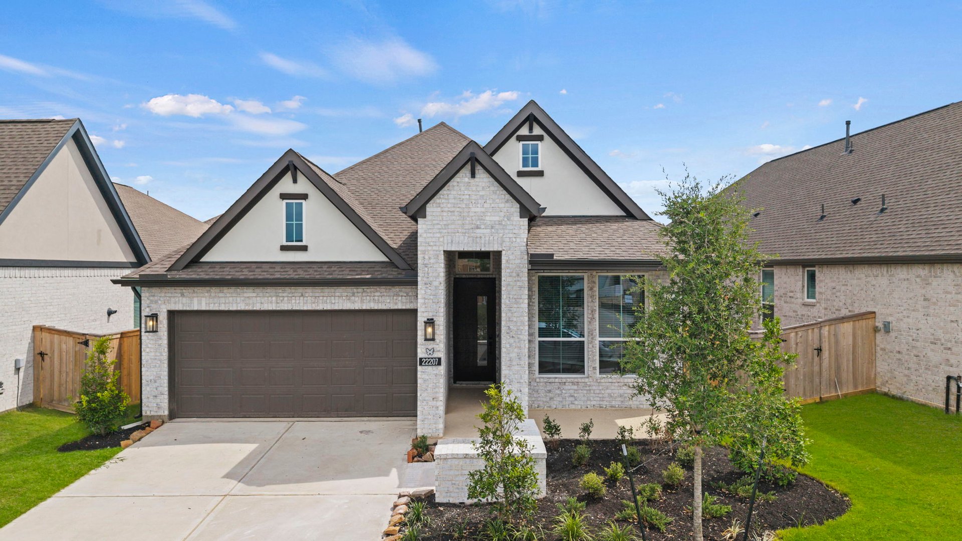 413 Dorothy Mae Cir — photo