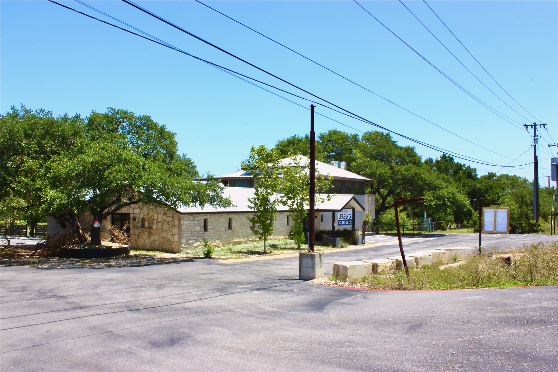 18800 Hamilton Pool Rd — photo