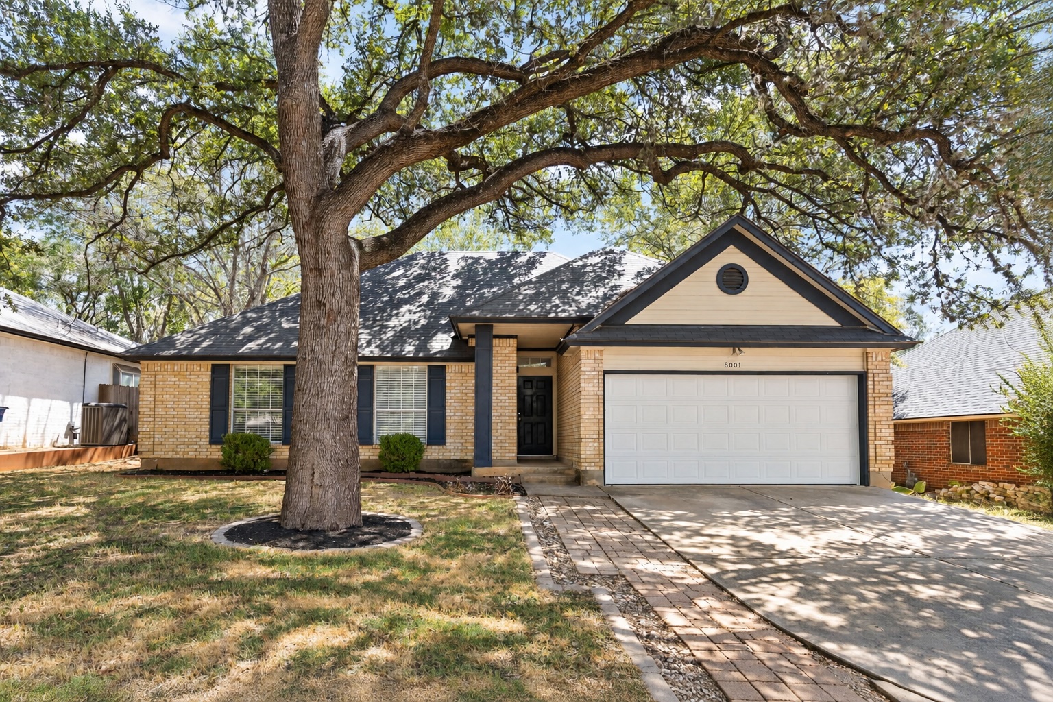 8001 Willet Trl — photo
