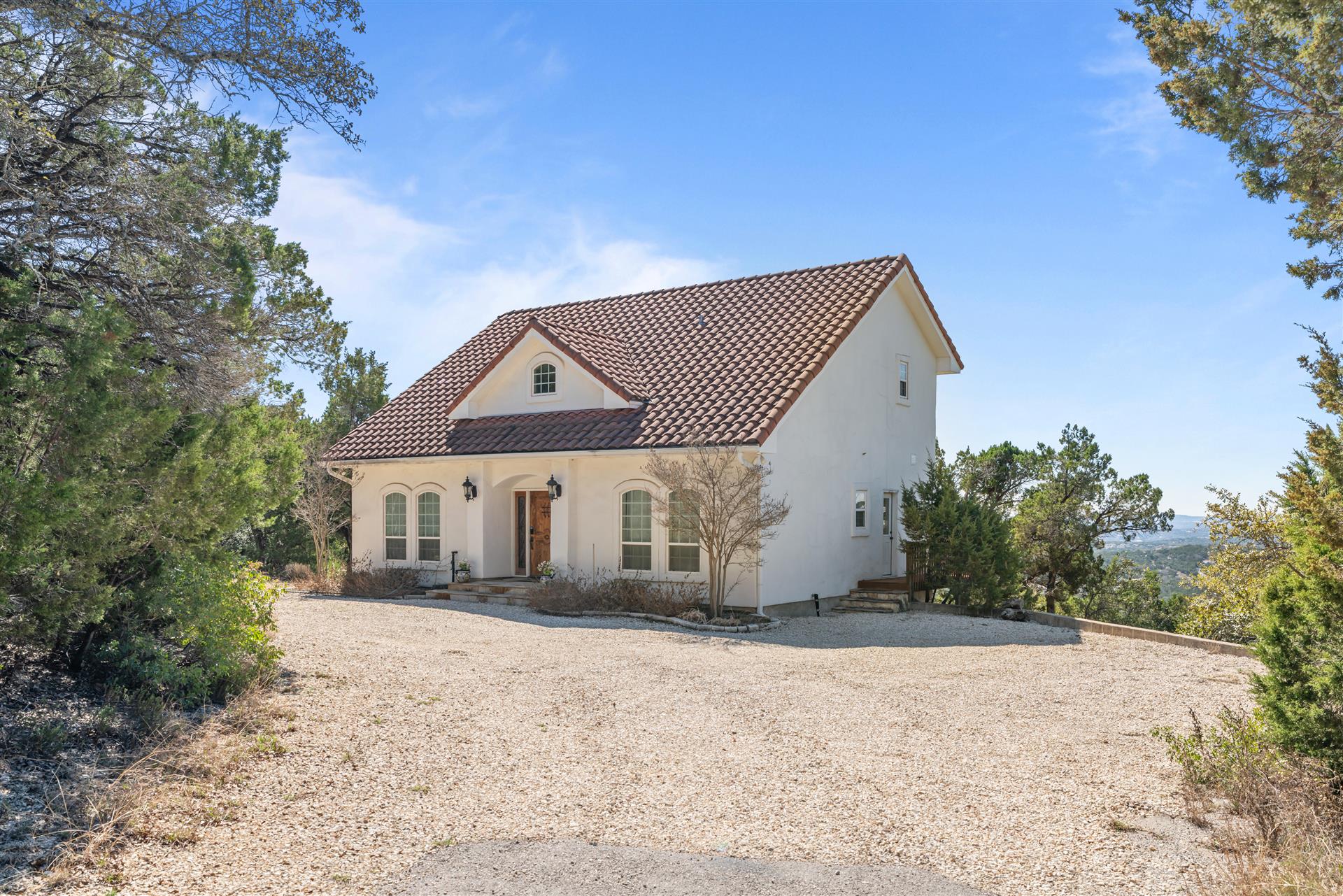 8101 Breeze Way — photo