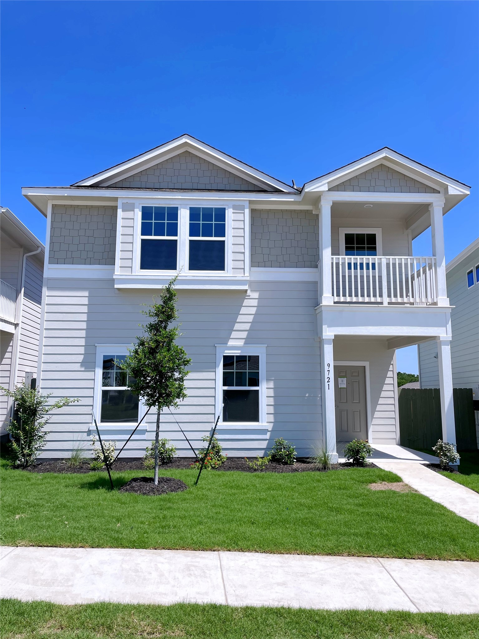 9721 Morning Iris Dr — photo