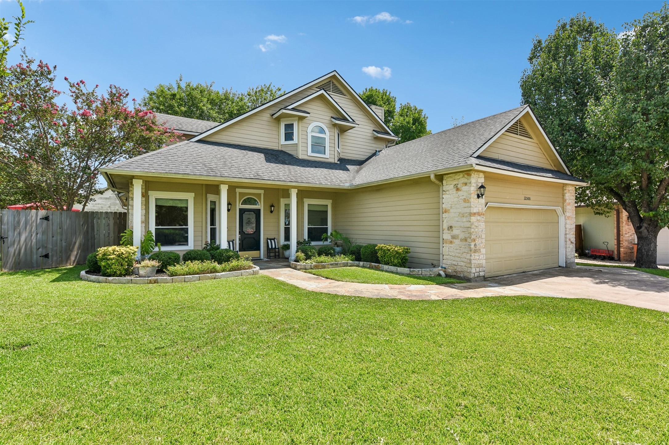 12500 Turkey Ridge Ct — photo