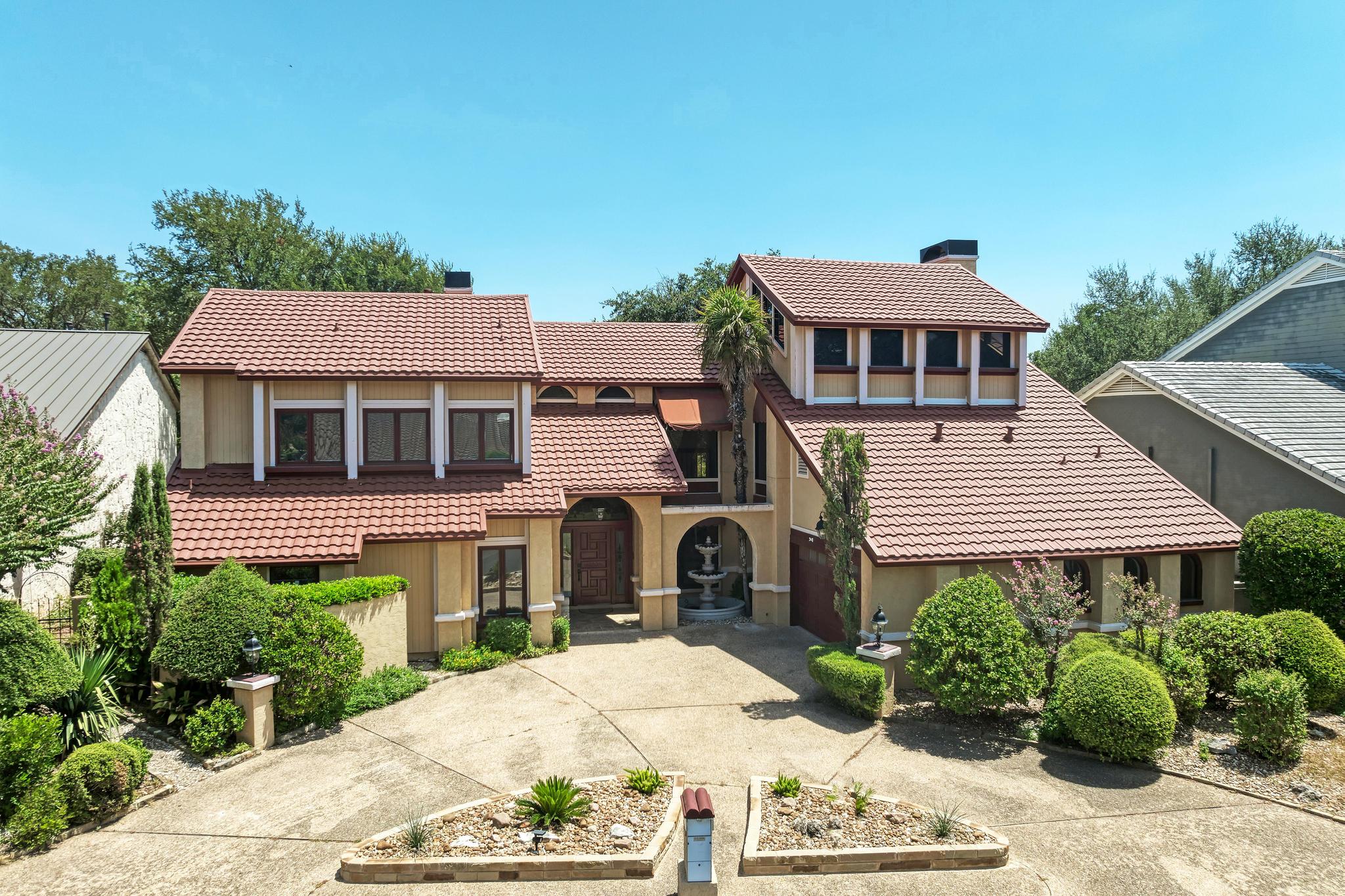 10909 Legends Lane, Austin, TX 78747 — photo 2