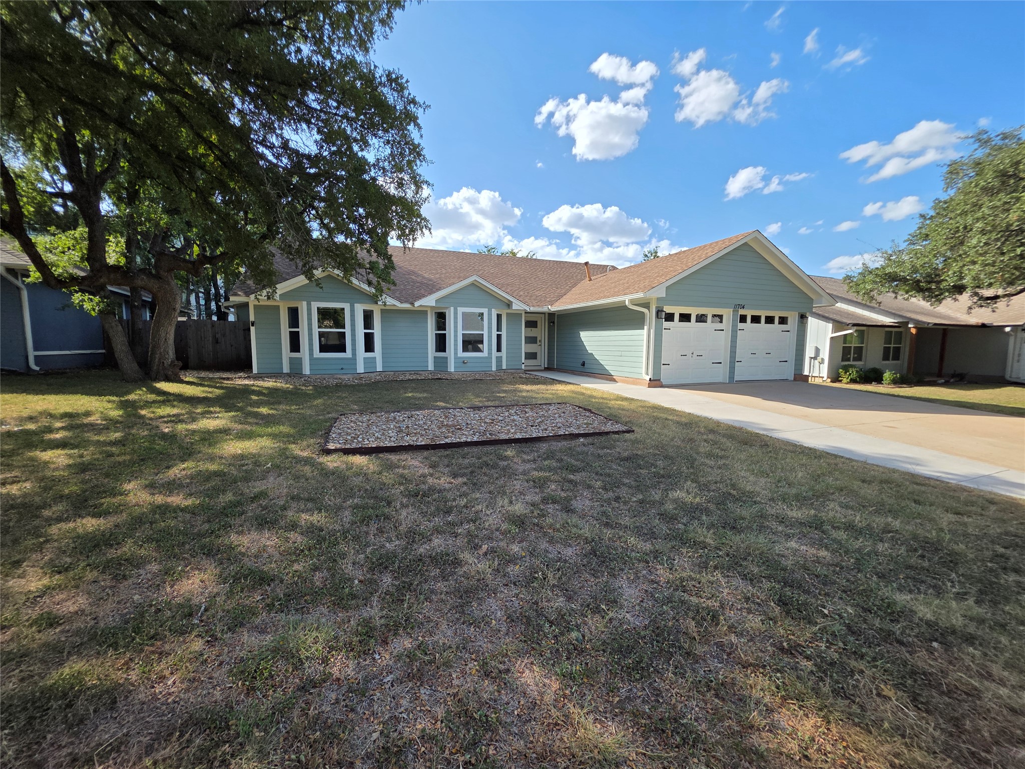 11704 Tanglebriar Trl — photo