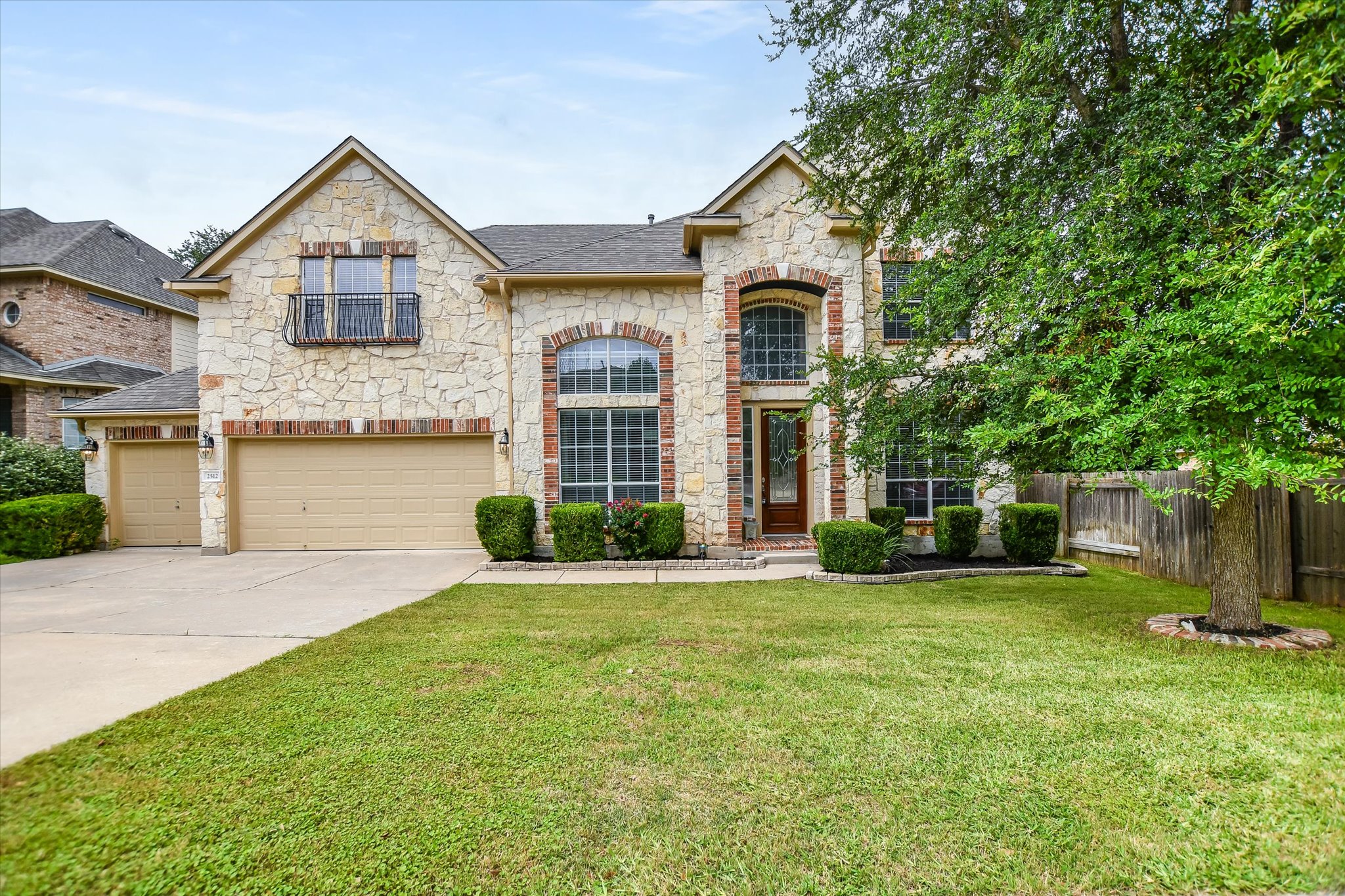 2512 Armatrading Dr — photo