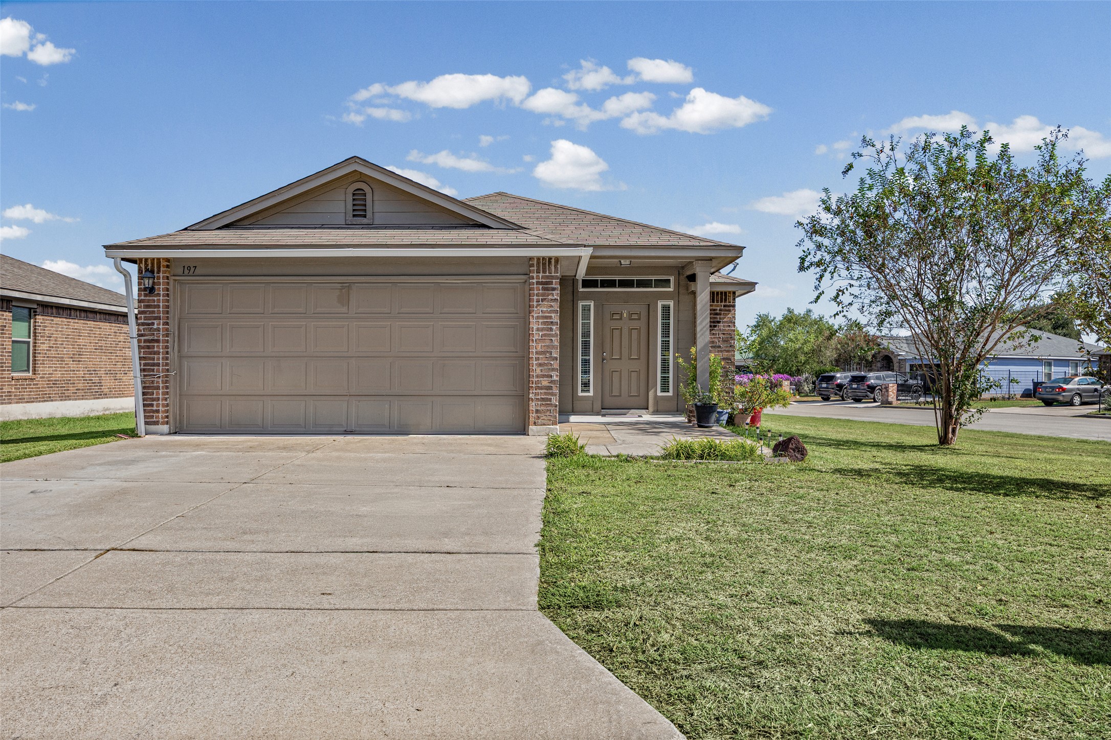 197 Talon Dr — photo