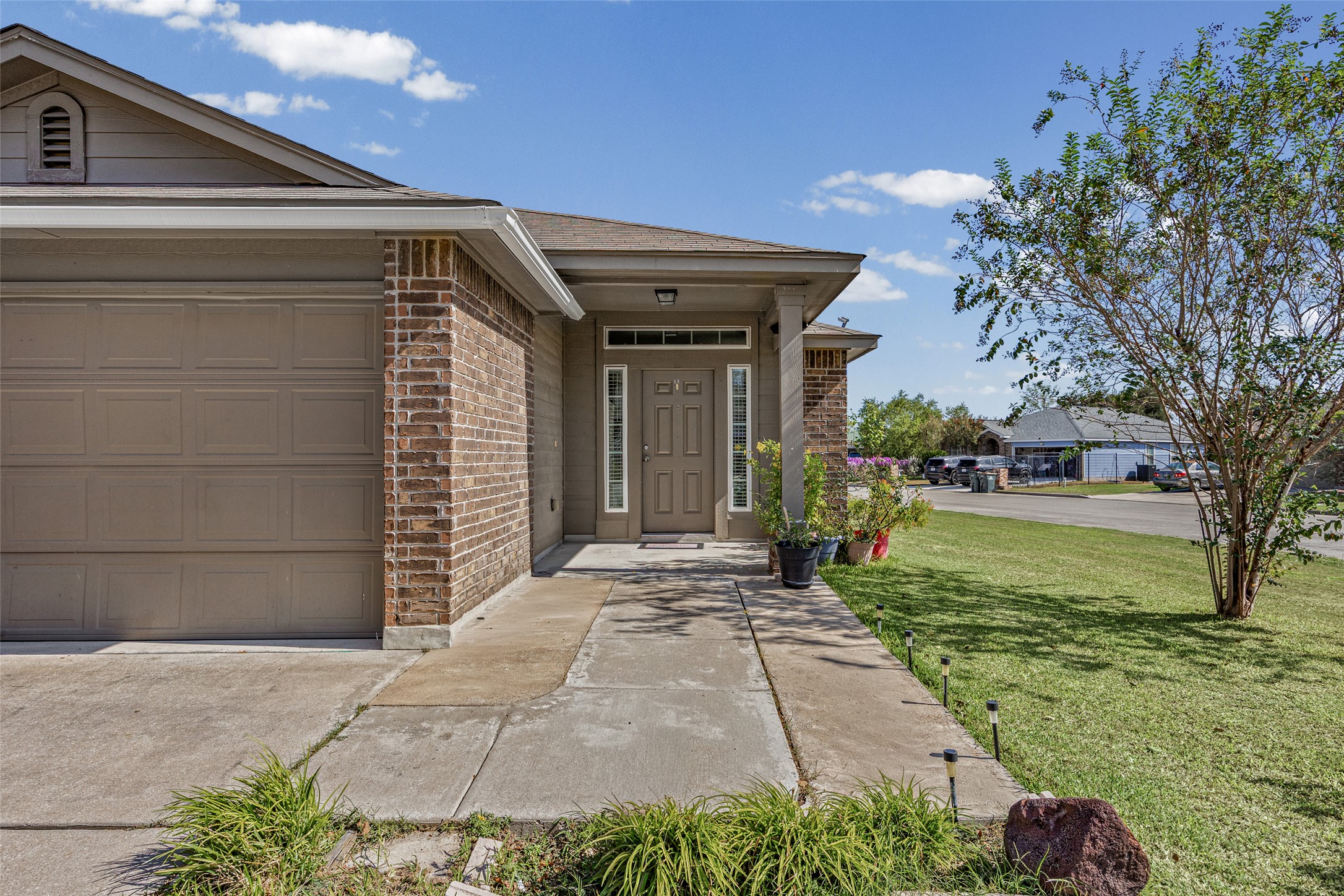 197 Talon Drive, Luling, TX 78648 — photo 3