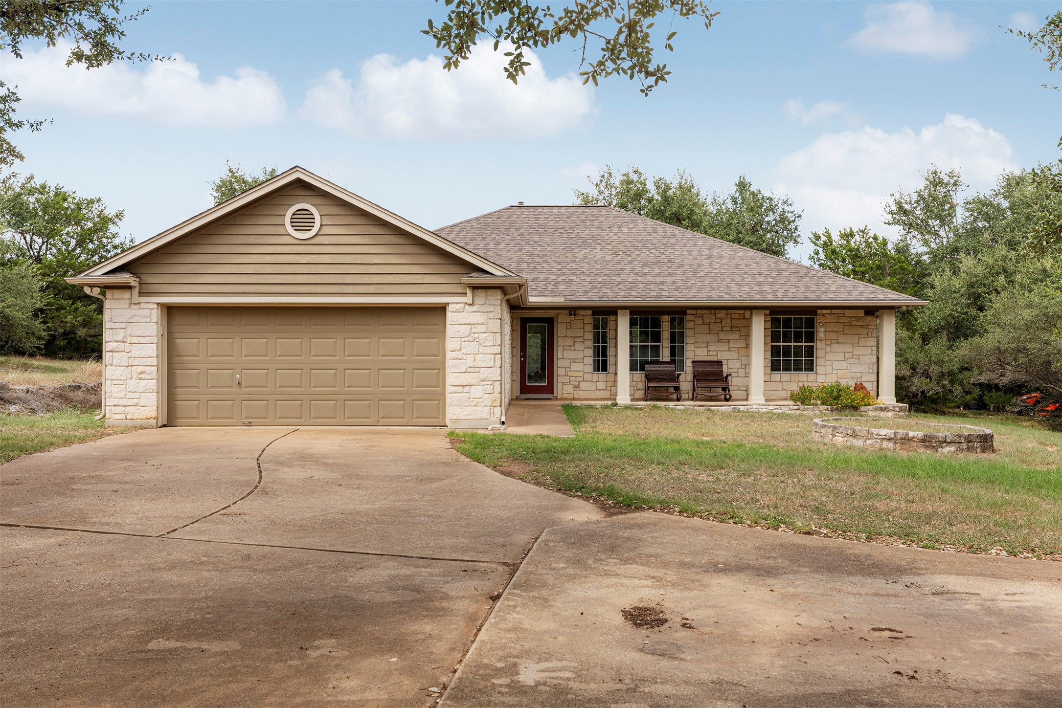 284 Honeycomb Cir — photo