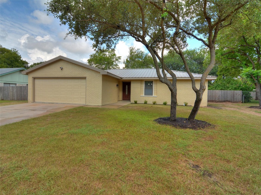 1004 Green Meadow Dr — photo