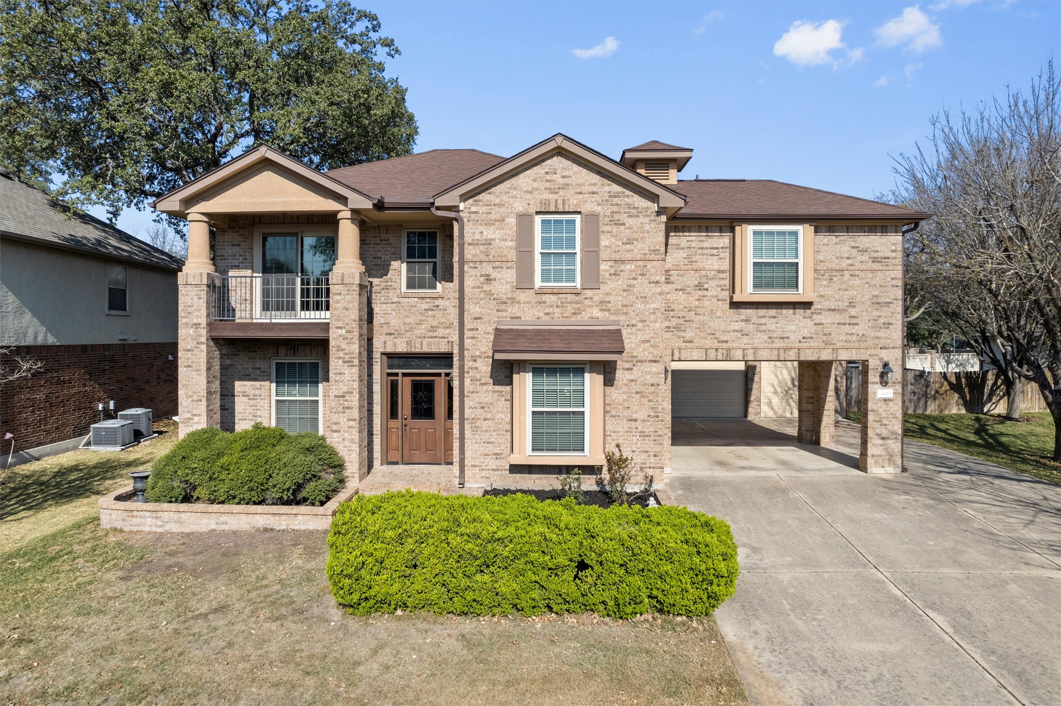 3959 Lord Byron Cir — photo