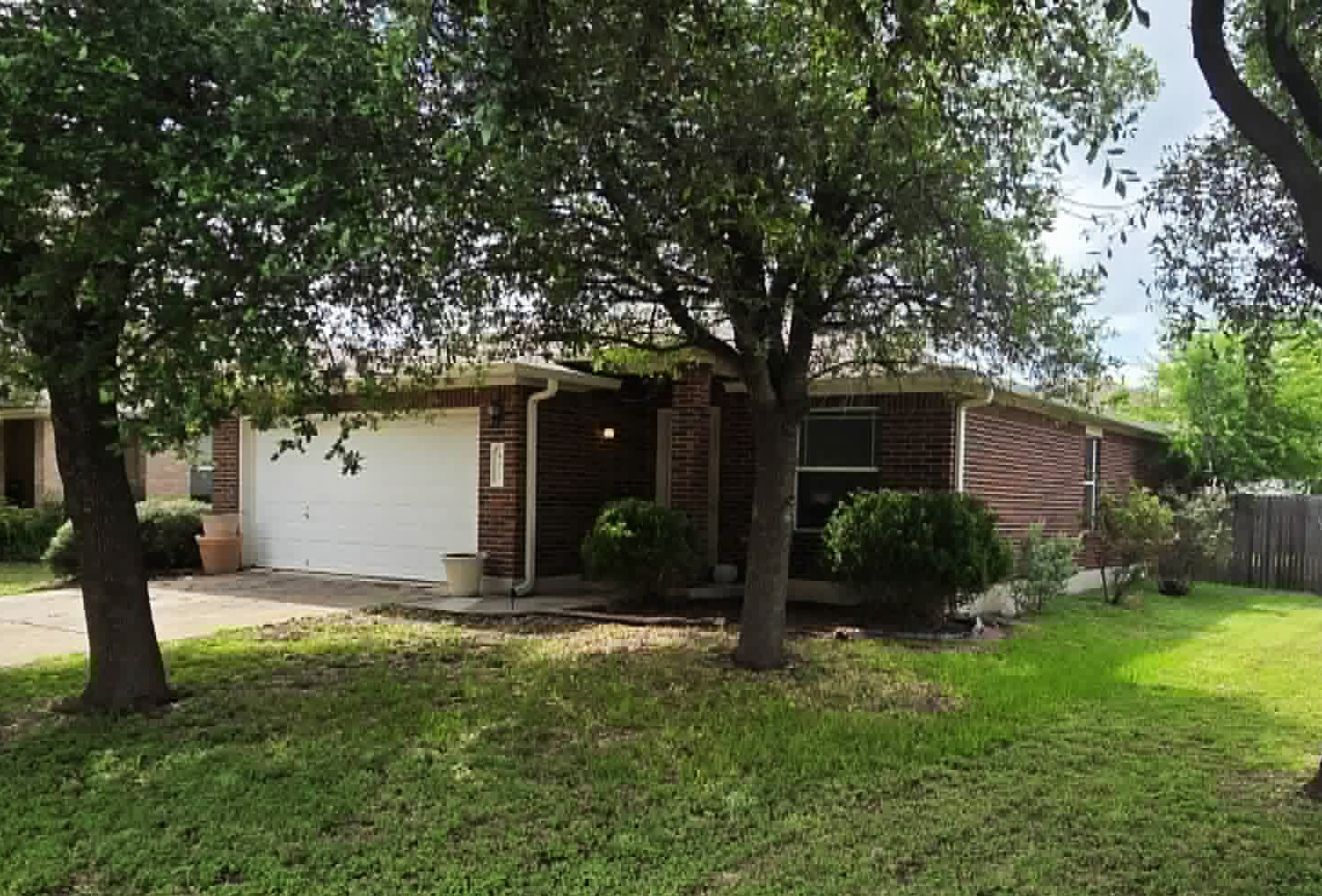 407 McCarthur Dr — photo