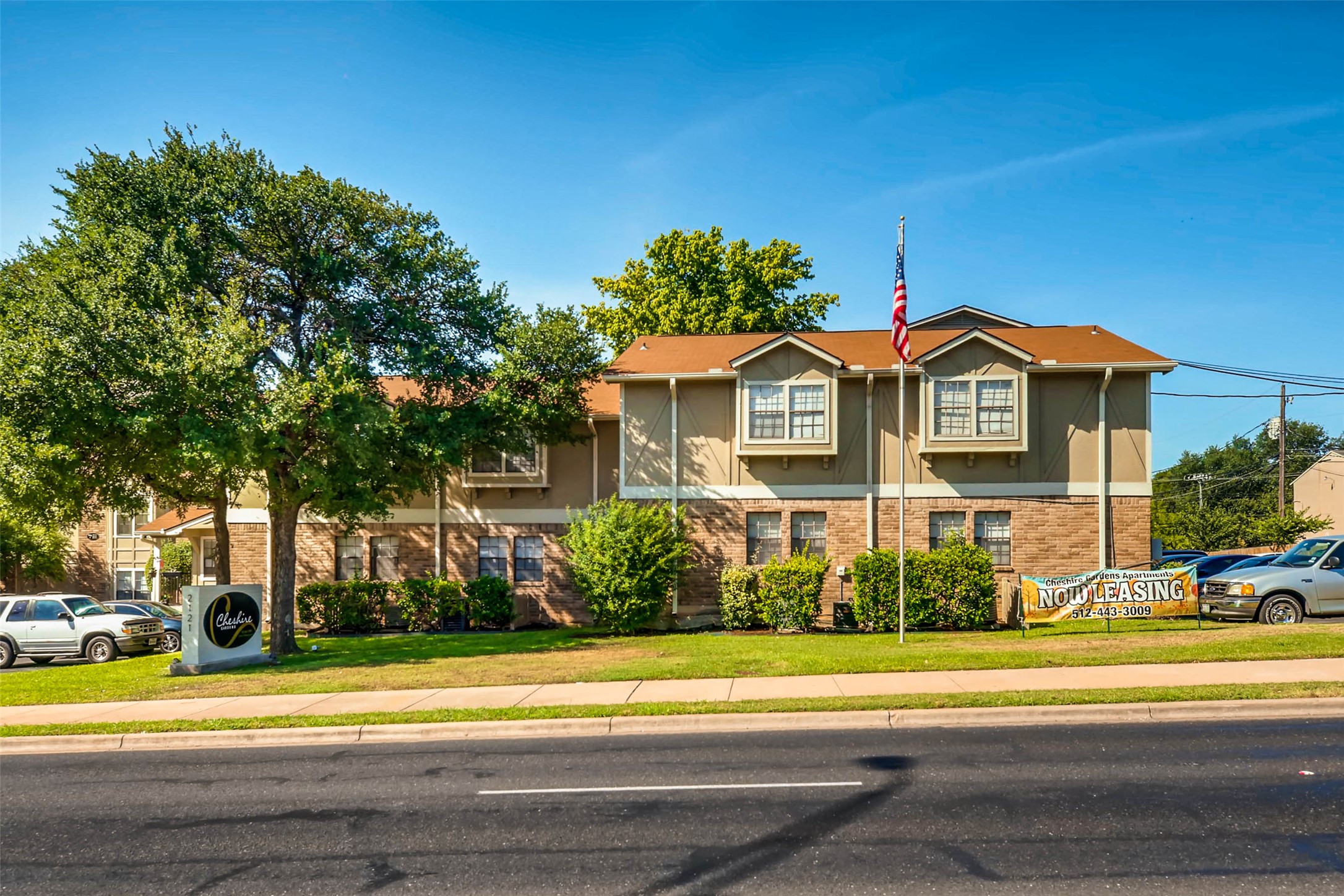 Home in Austin, TX 78745 — photo 2
