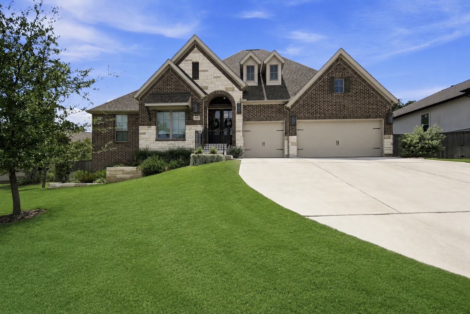 168 Gaston Dr — photo
