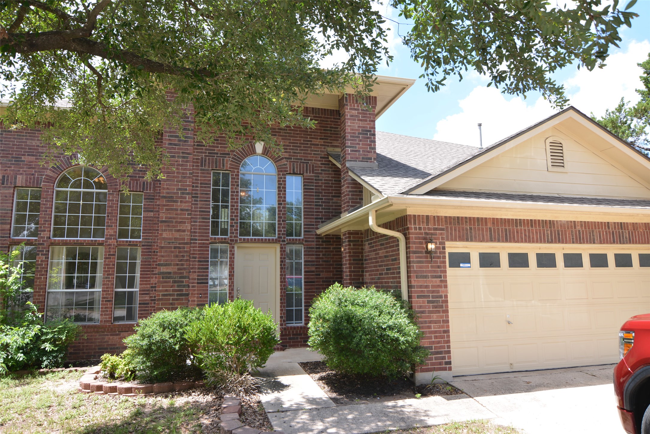 2400 Nan Ln — photo