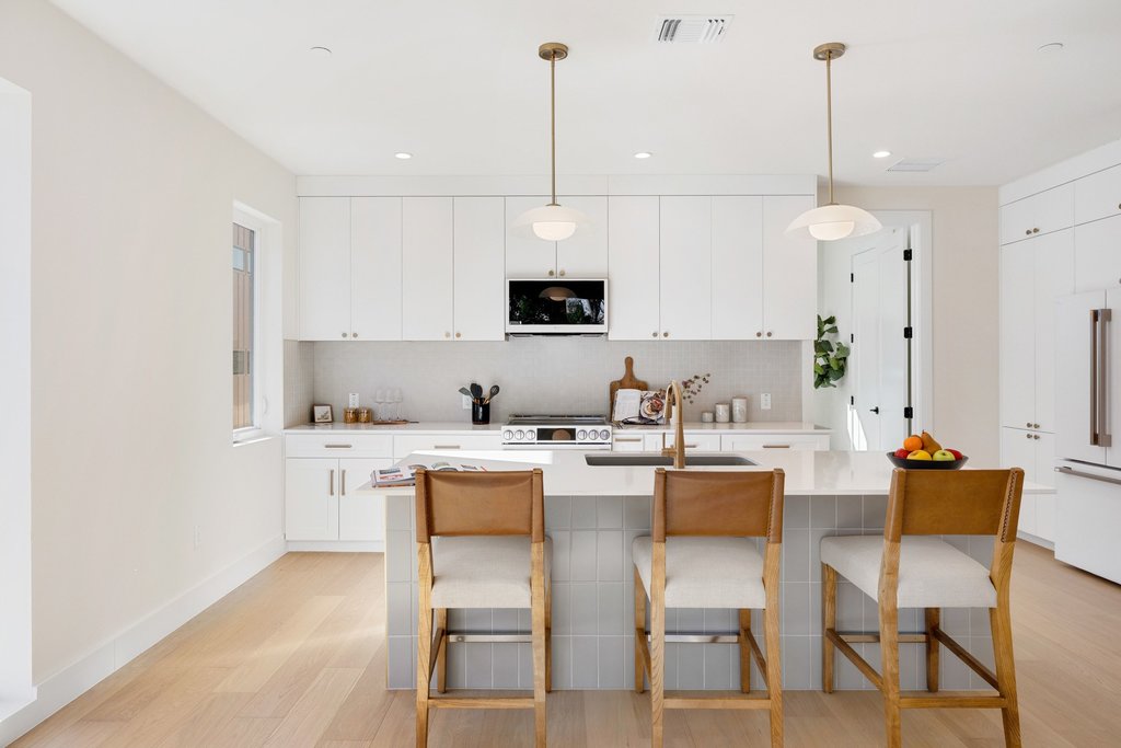 3524 Gonzales St Unit 1B — photo