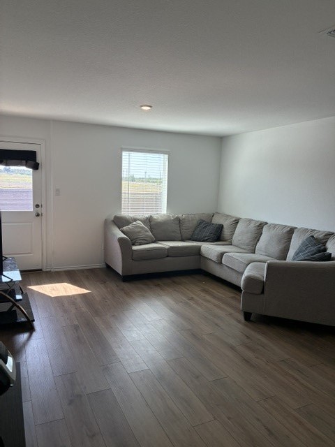 632 Commander Abbott Drive, Jarrell, TX 76537 — photo 3