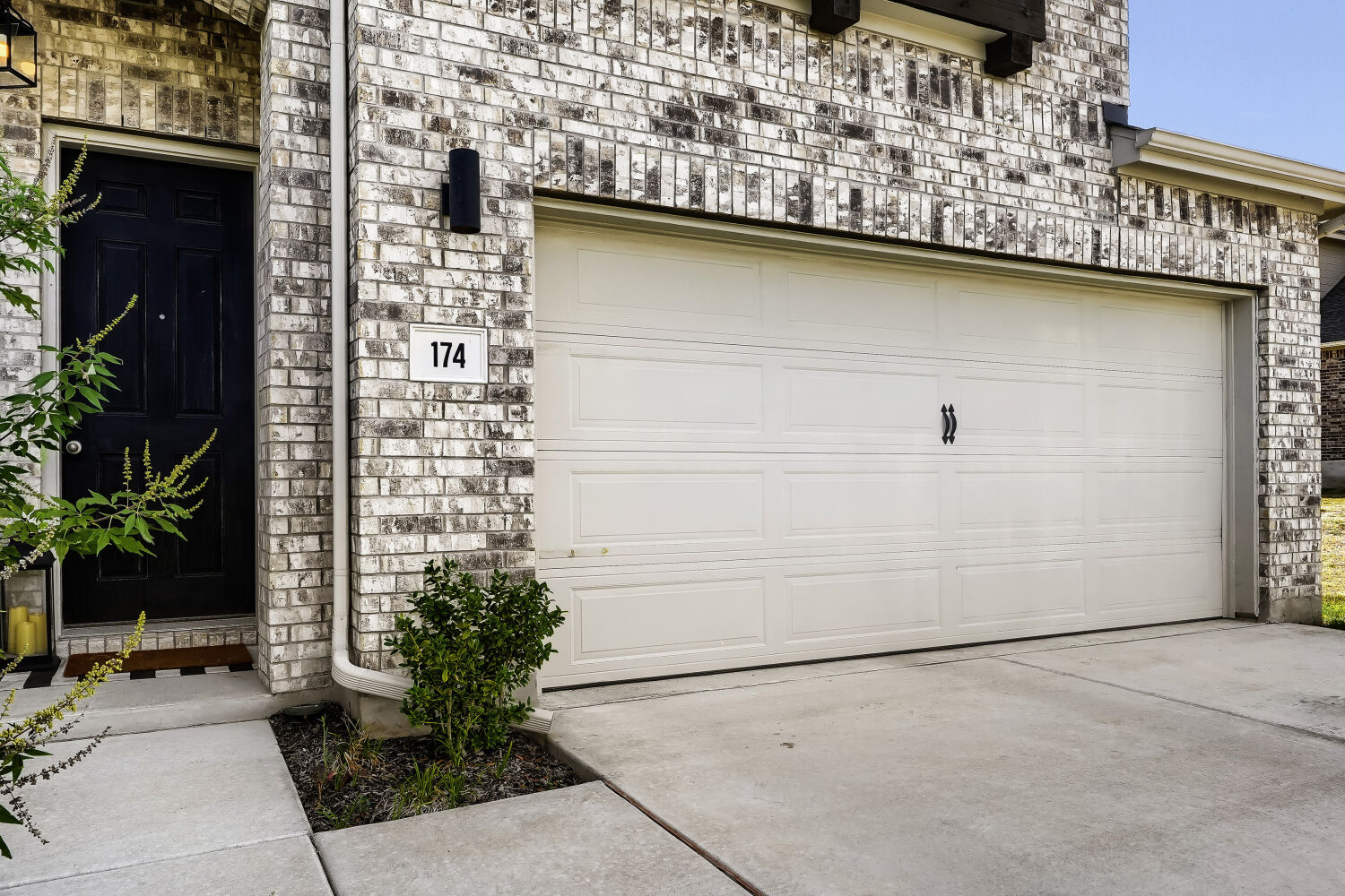 174 Shackleton Drive, Kyle, TX 78640 — photo 2