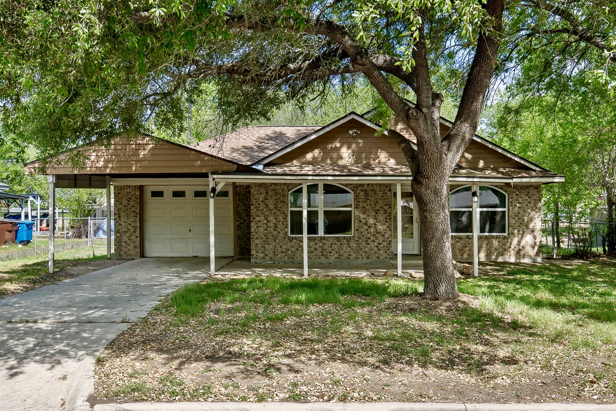 1311 Monte Vista Dr — photo