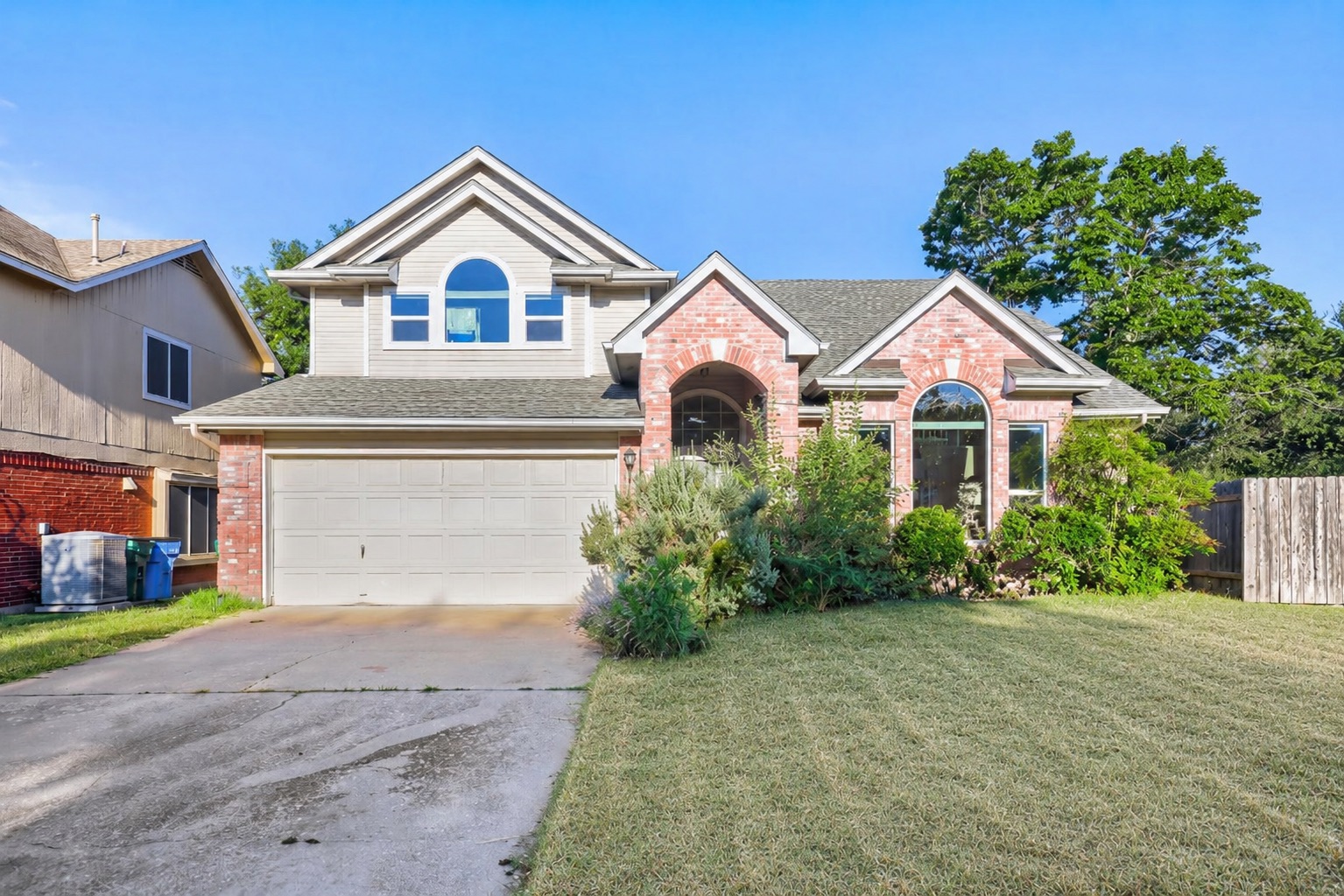 17204 Village Glen Rd — photo