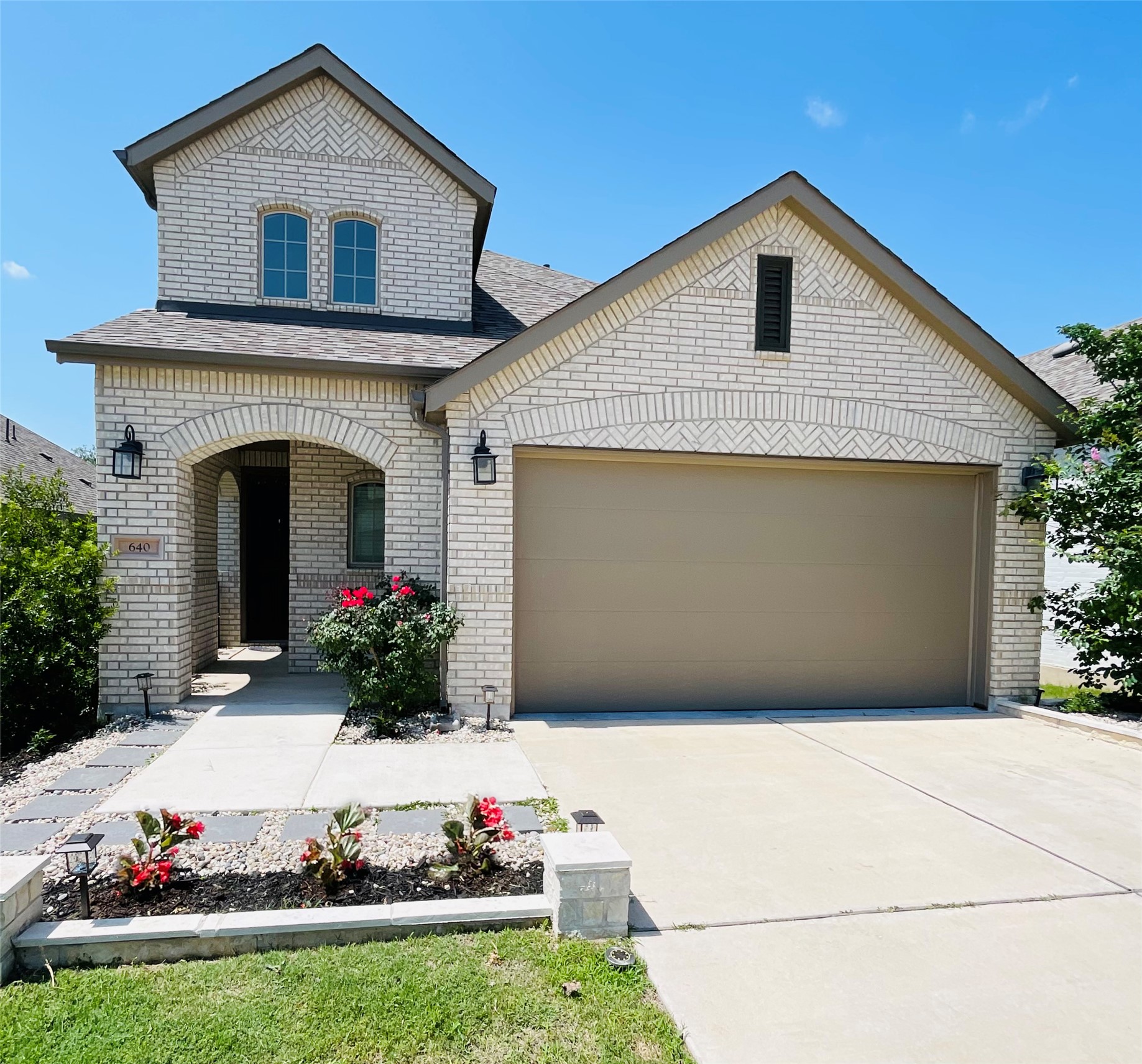640 Pecan Bottom Trl — photo