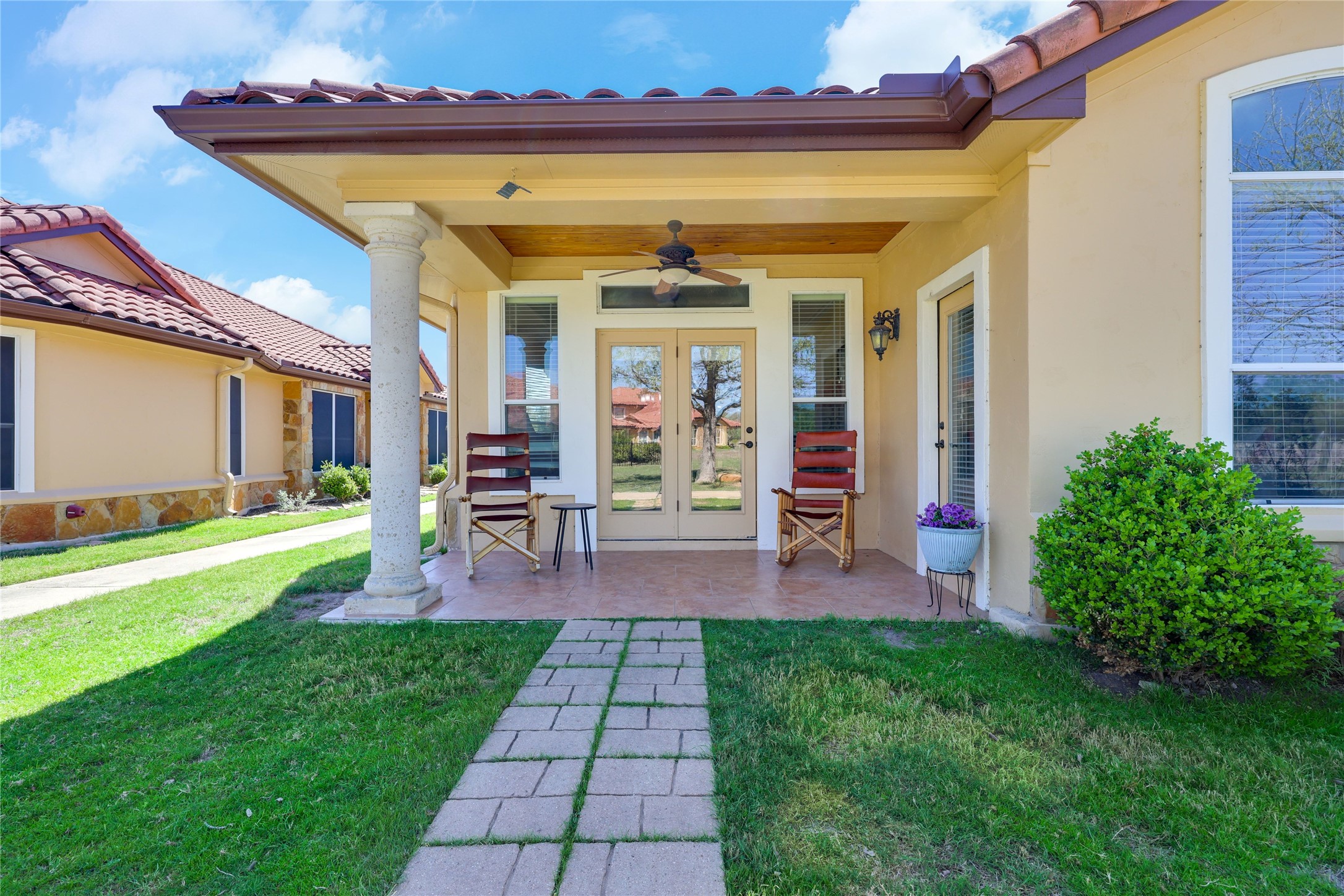 21118 Highland Lake Dr 2 — photo