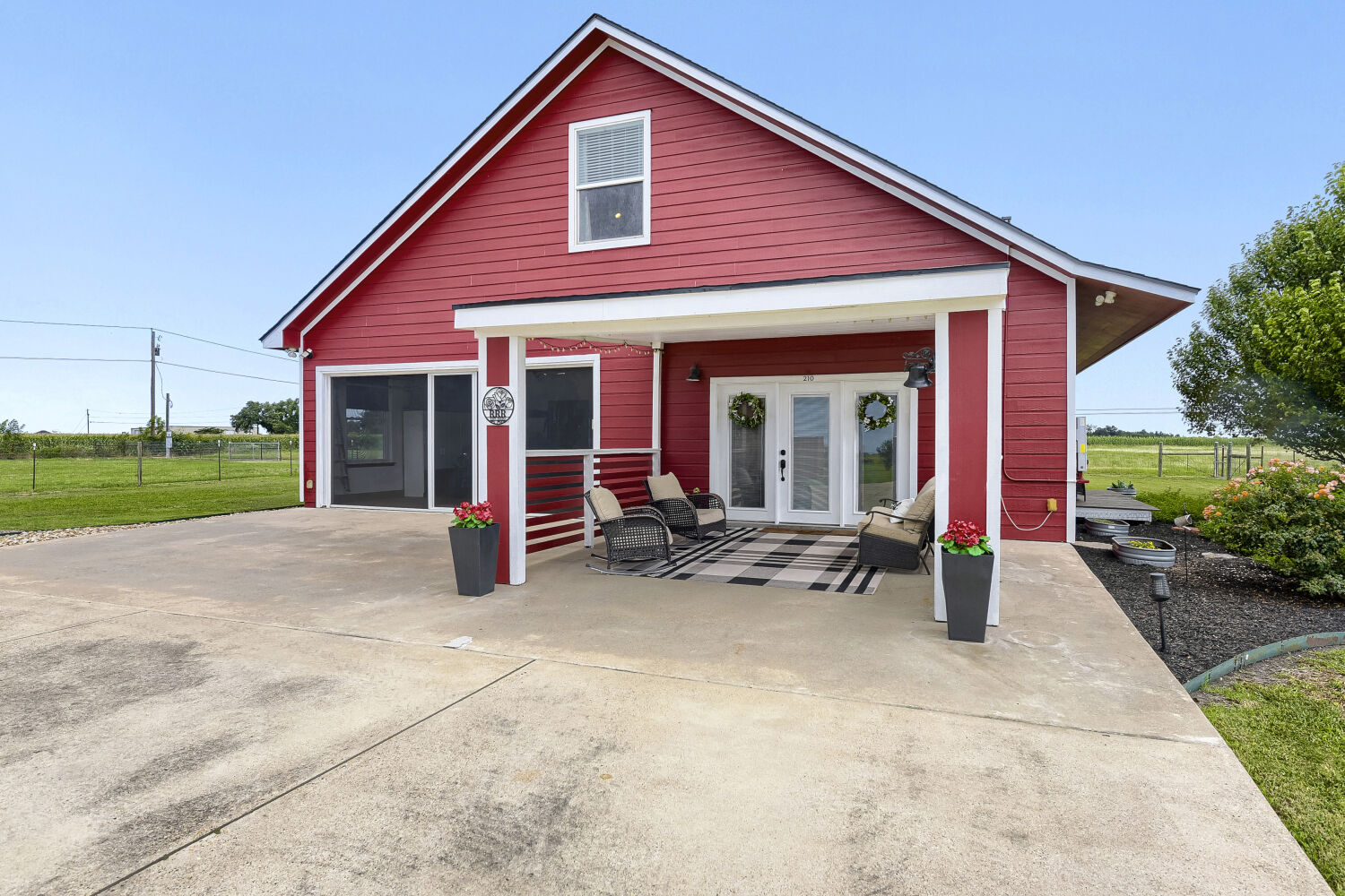 210 Battleground Cir — photo