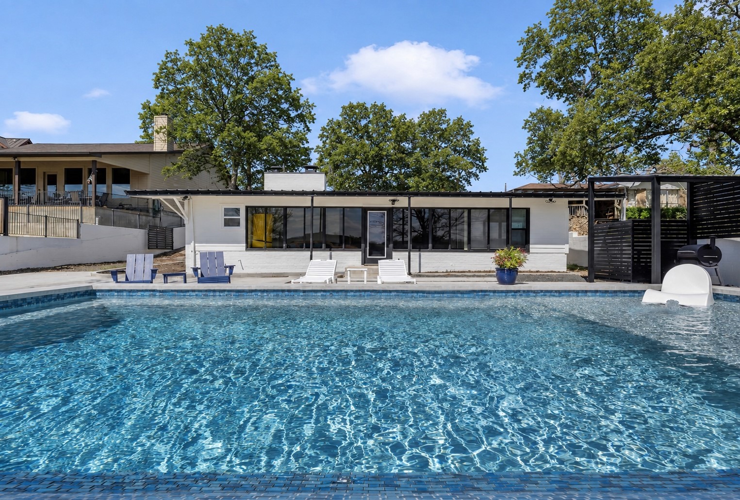 3424 River Oaks Dr — photo
