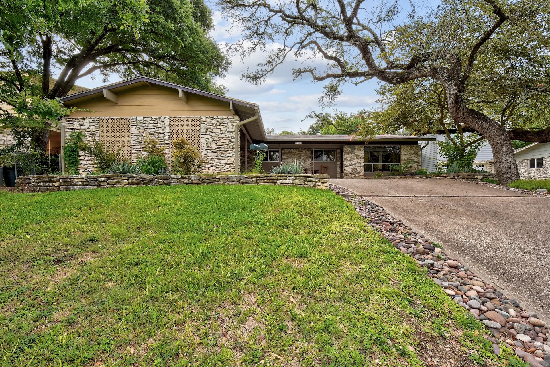 2117 A Rabb Road, Austin TX 78704