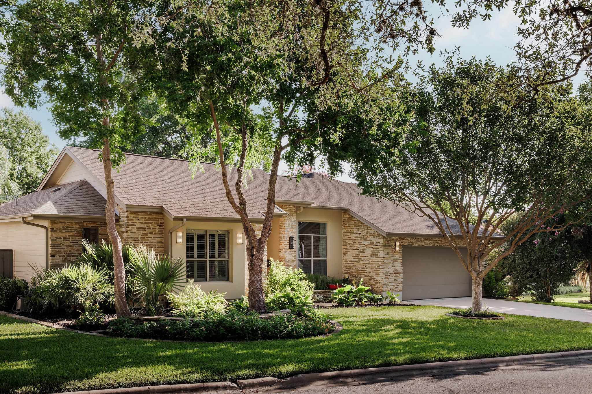 3302 Big Bend Dr — photo